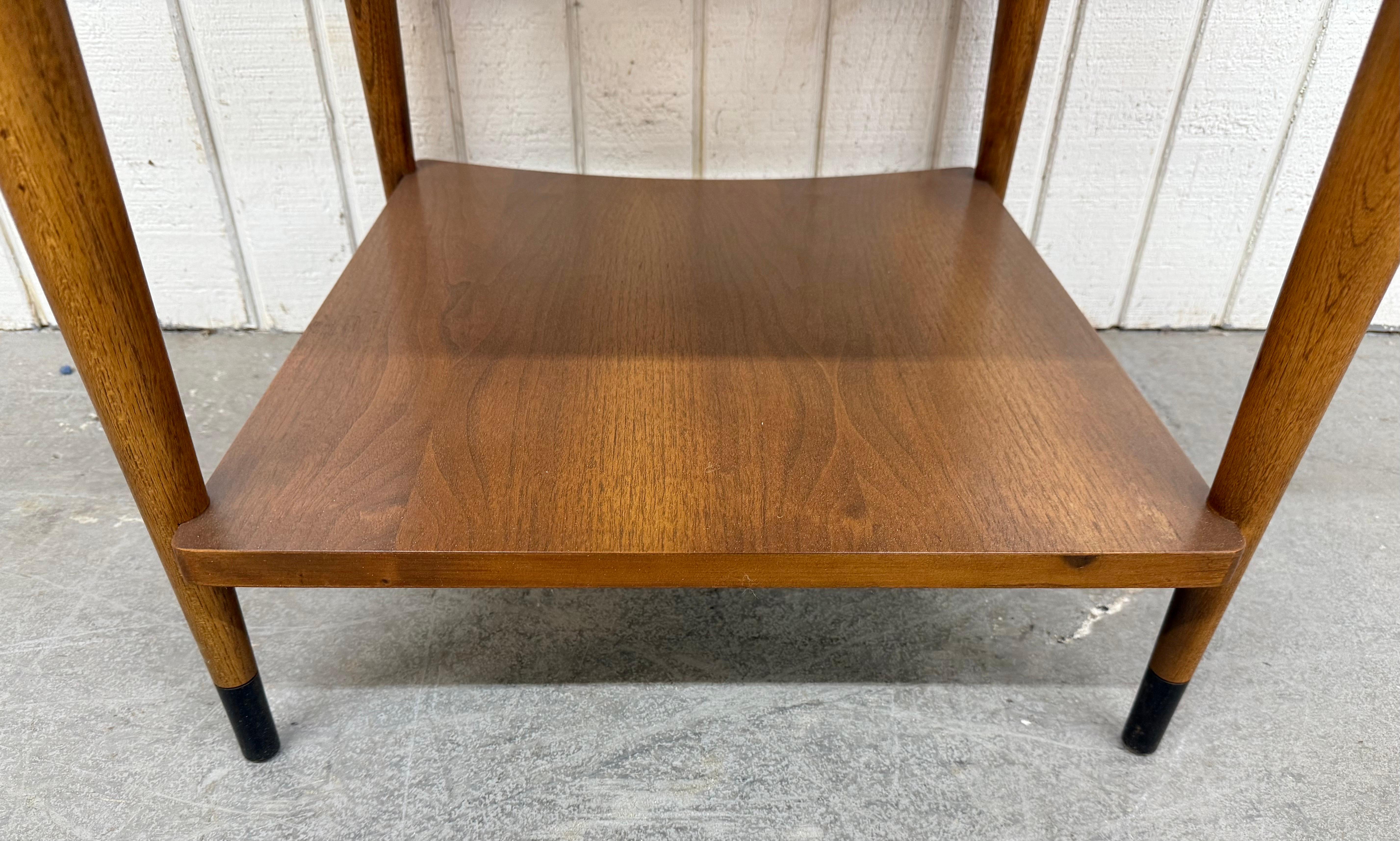Mid-Century Modern Lane Acclaim Walnut Square Side Tables - Set of 2 For Sale 2