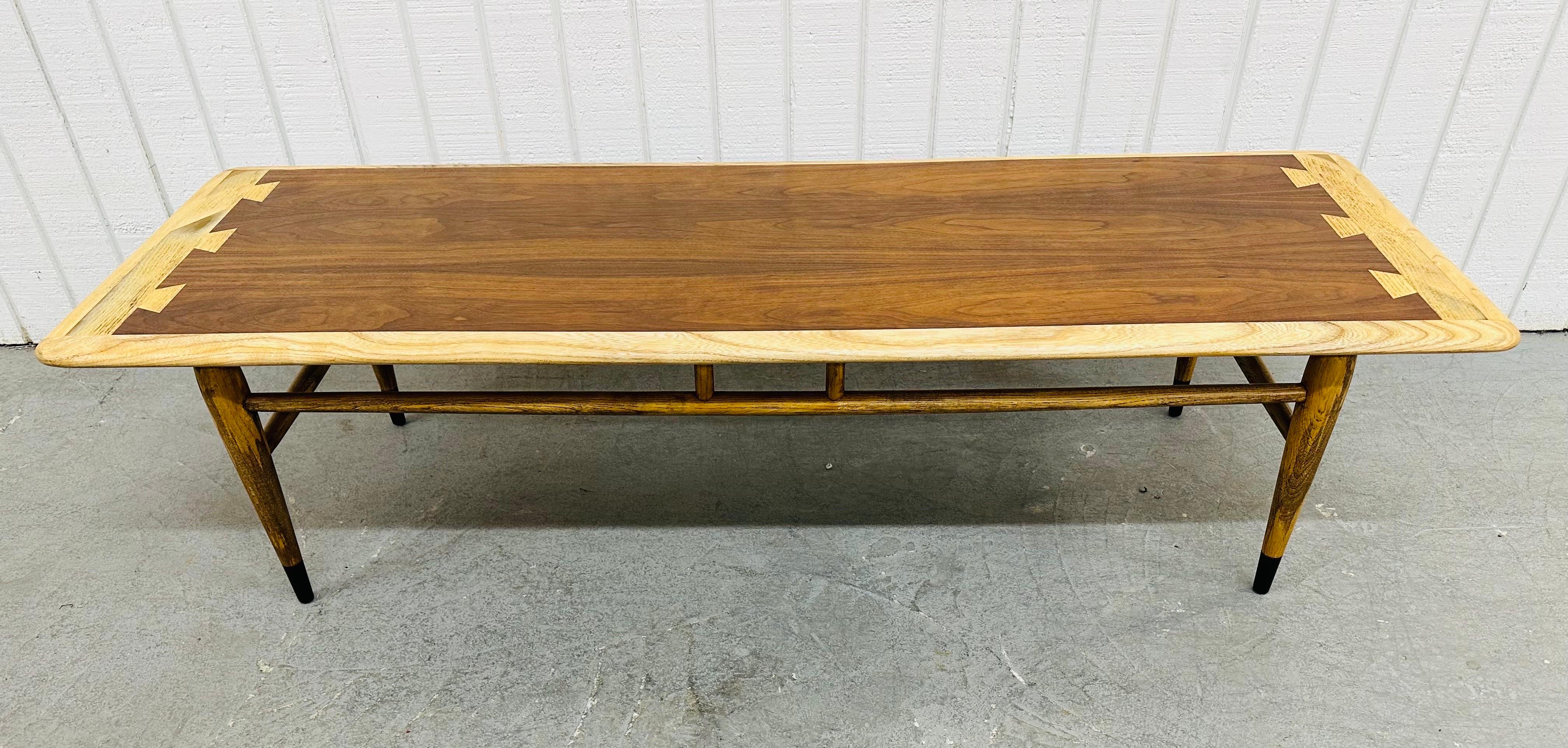American Mid-Century Modern Lane Acclaimed Walnut Coffee Table For Sale