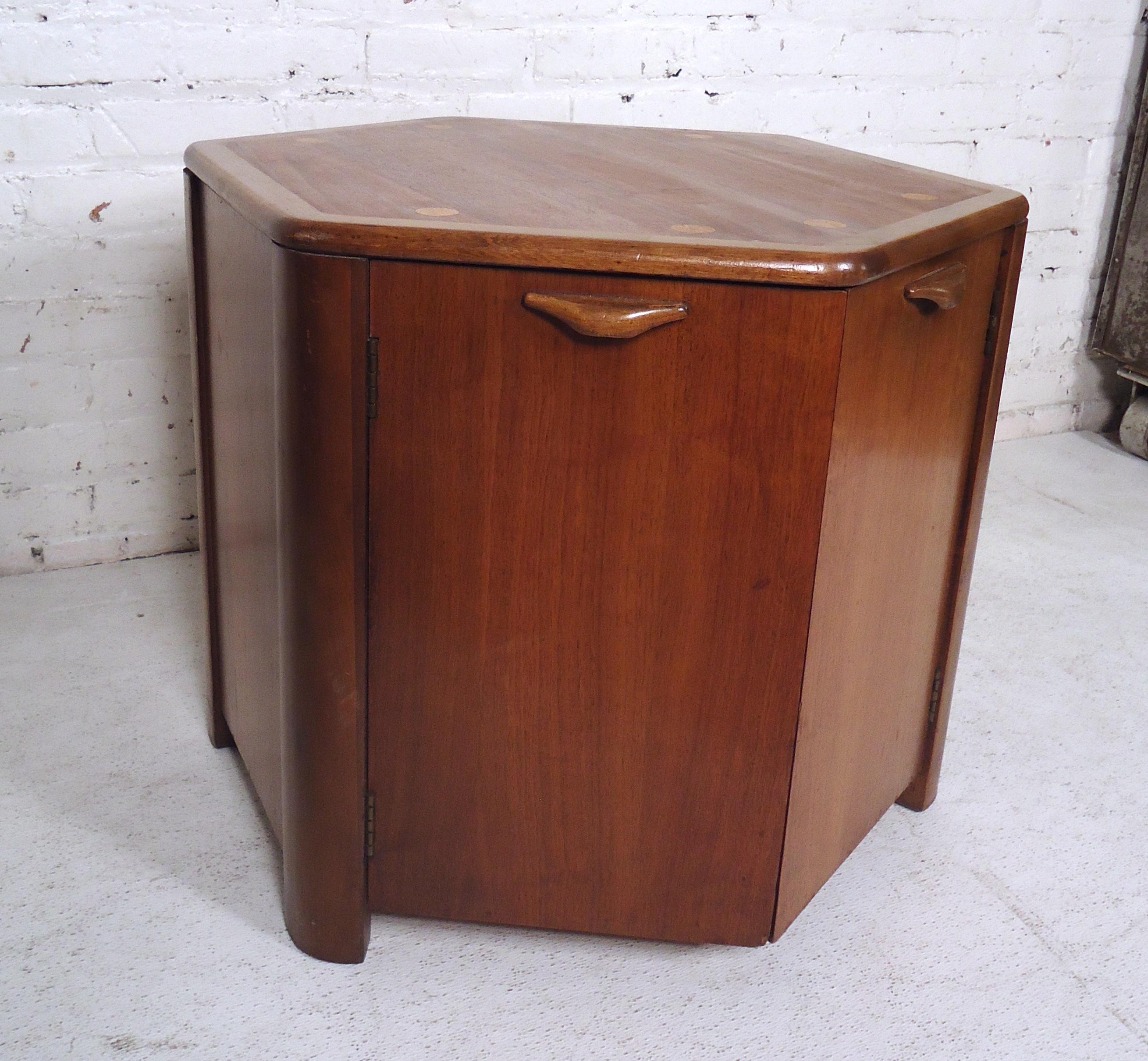 Mid-Century Modern Lane Cabinet 2