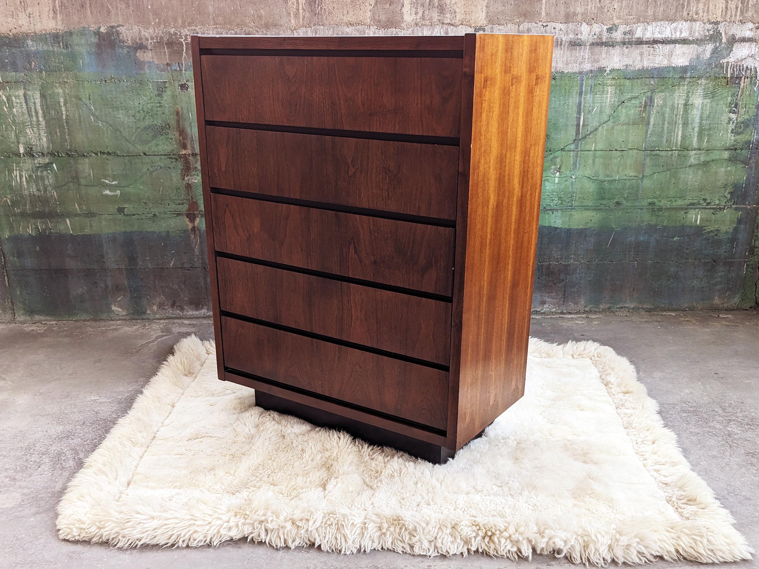 Mid-Century Modern Lane Furniture Walnut Brutalist 1970s Tallboy Dresser Storage For Sale 2