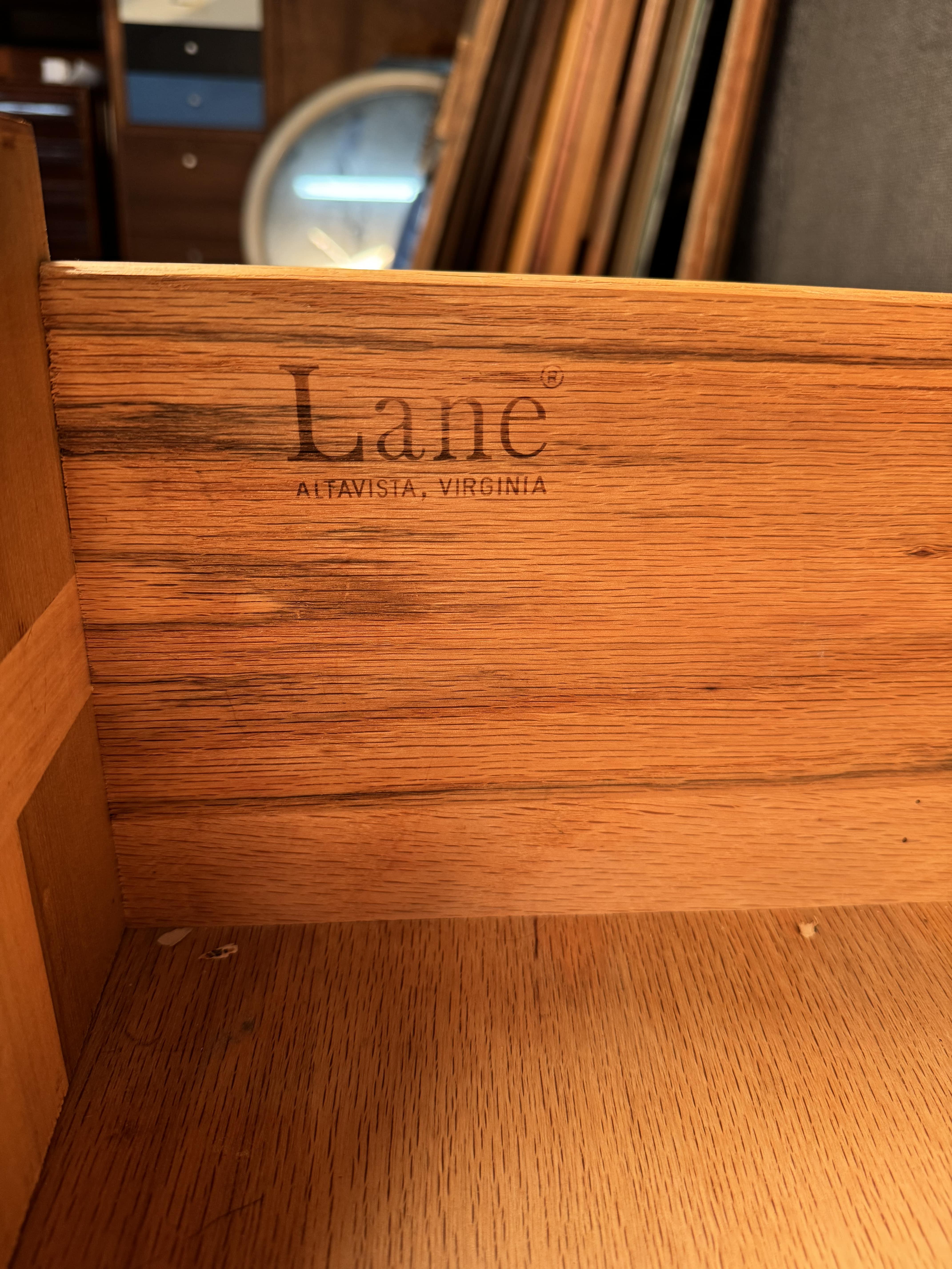 Single Mid Century Modern Nightstand by Lane For Sale 5