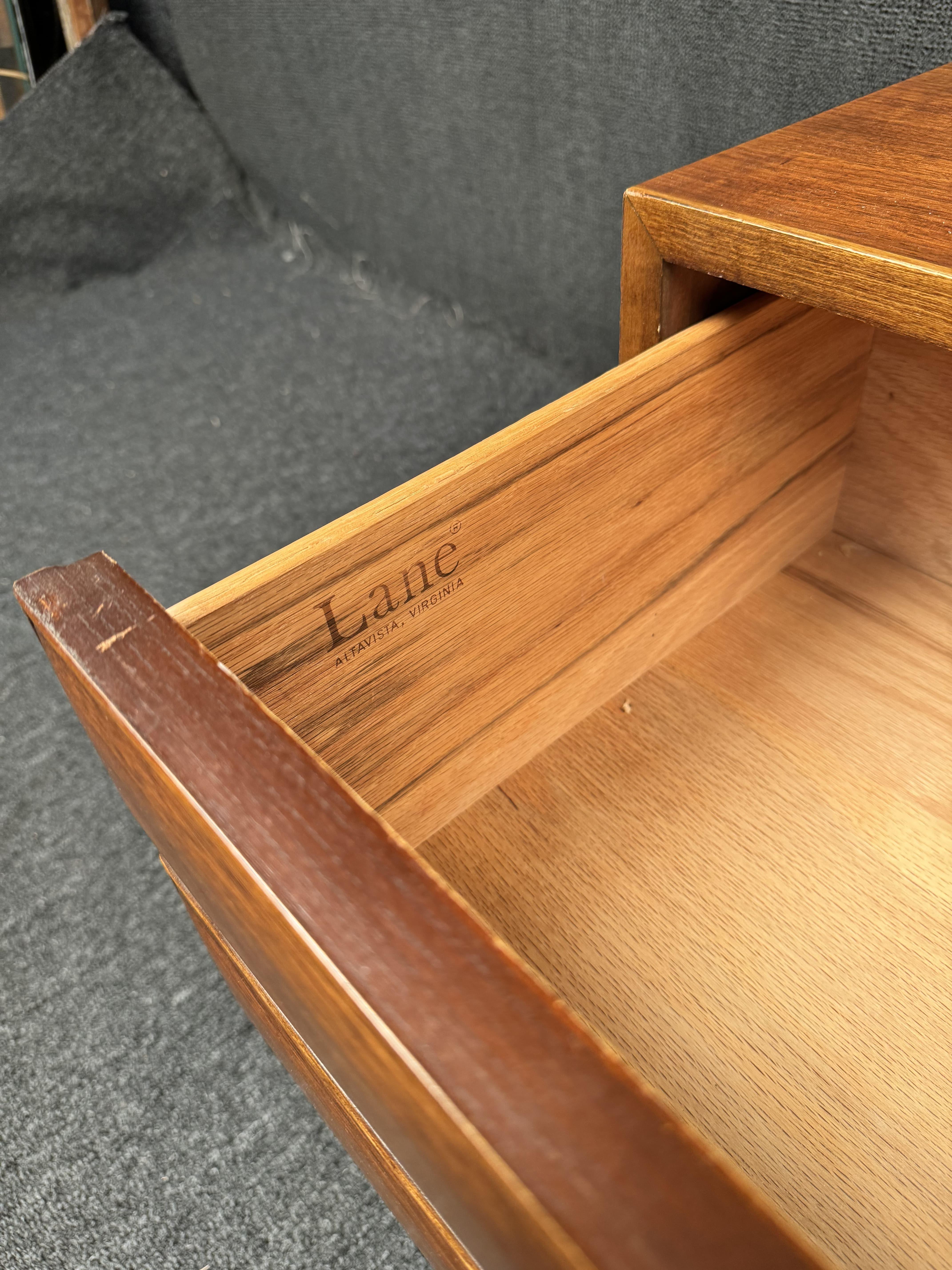 Single Mid Century Modern Nightstand by Lane For Sale 6
