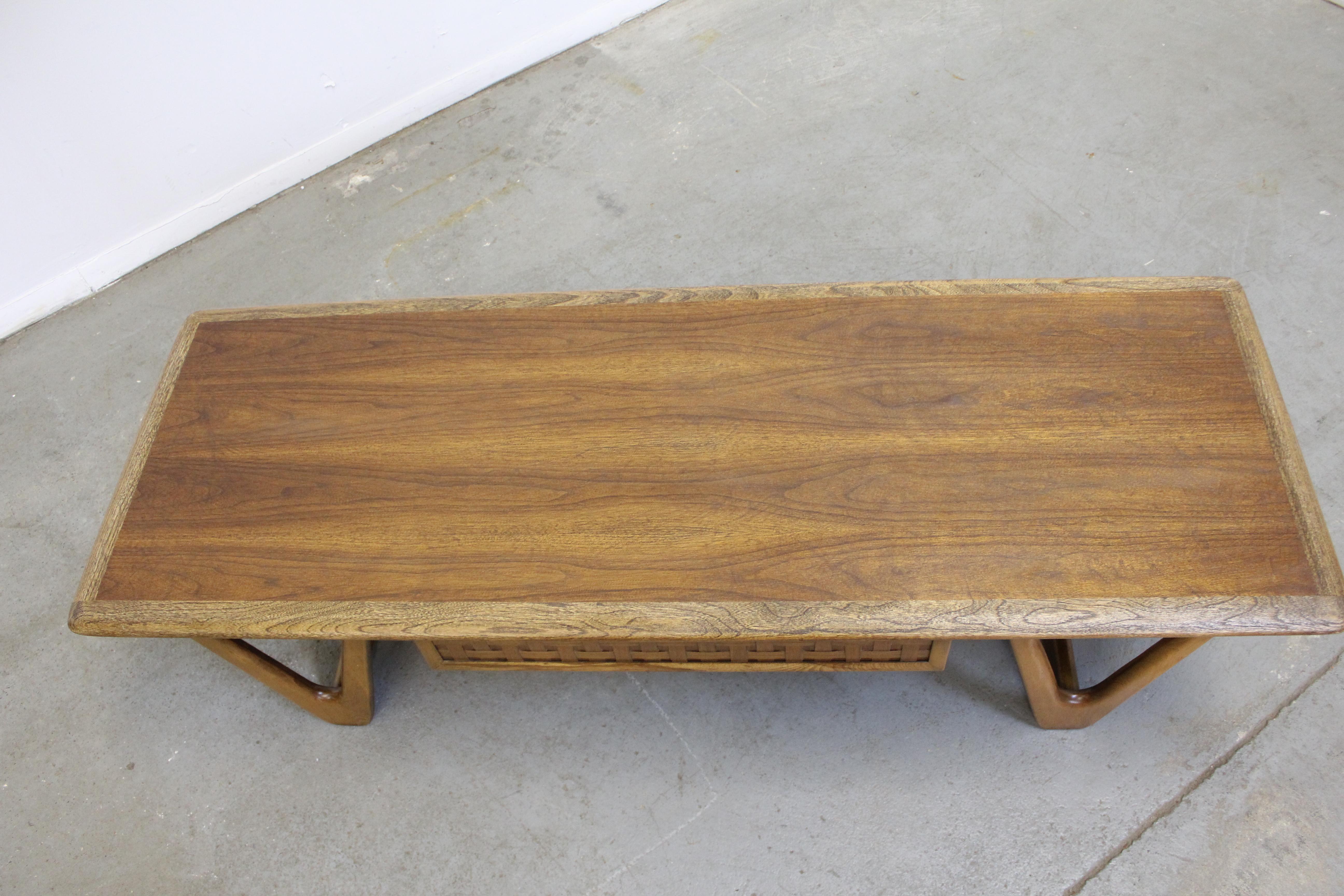 American Mid-Century Modern Lane 'Perception' Sculpted Boomerang Leg Coffee Table