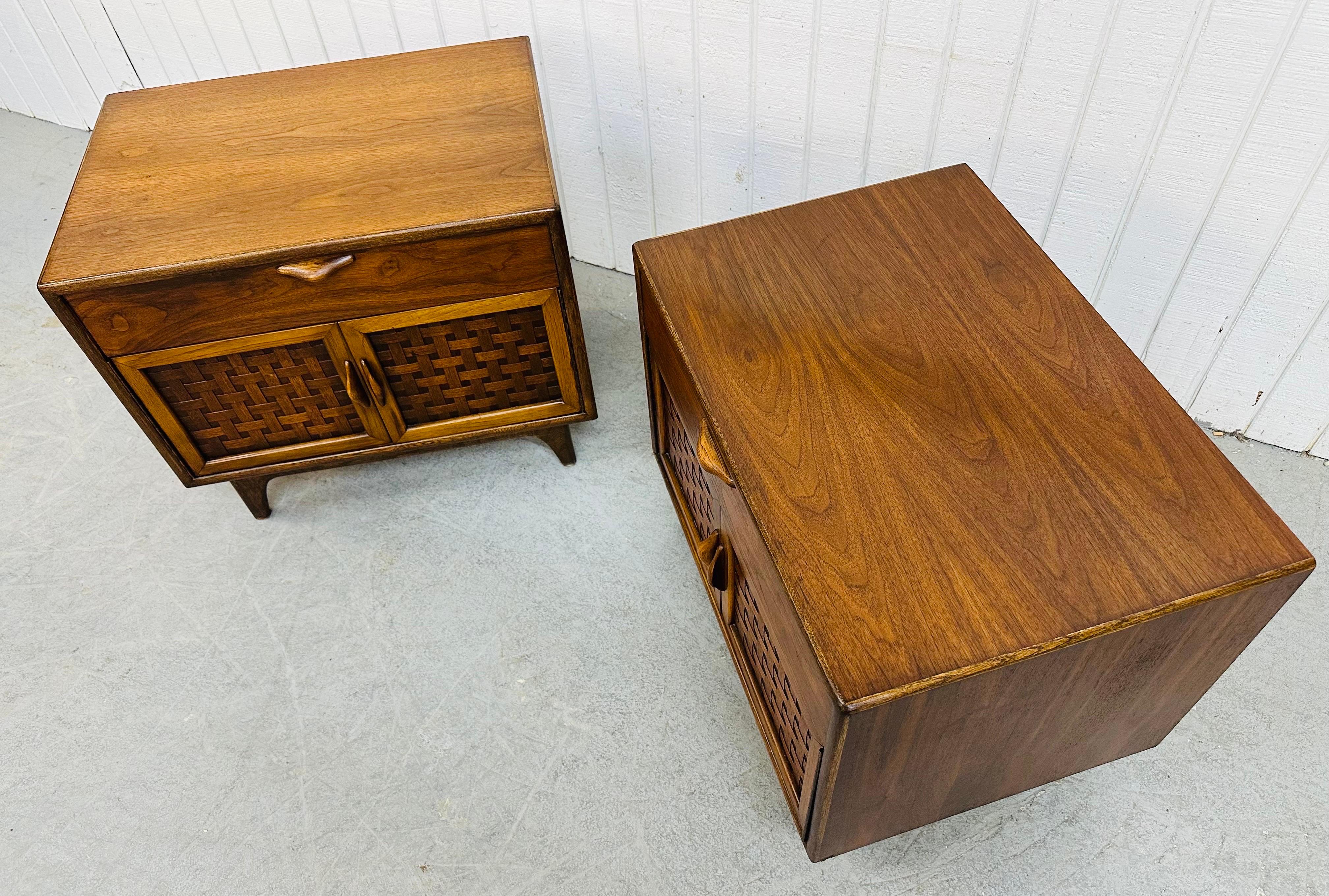 American Mid-Century Modern Lane Perception Walnut Nightstands, Set of 2