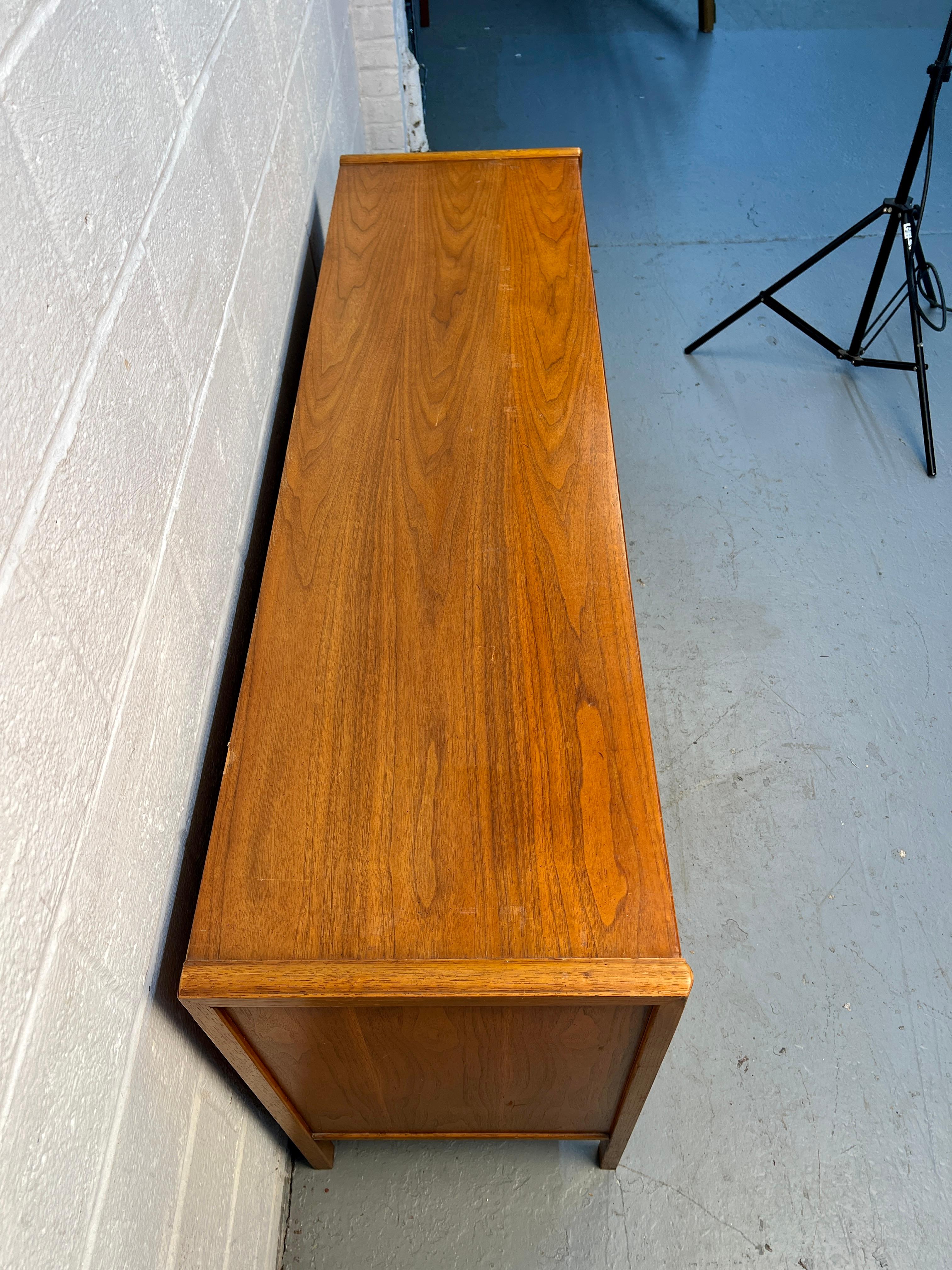 XX secolo Credenza Lane's 