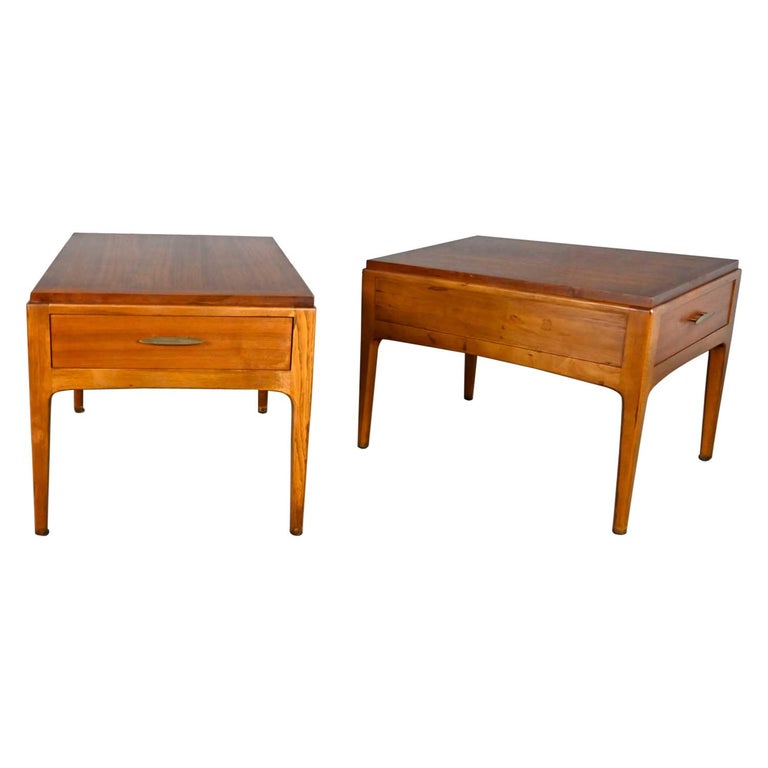 Mid-Century Modern Lane Rhythm Collection Walnut End Tables a Pair For Sale