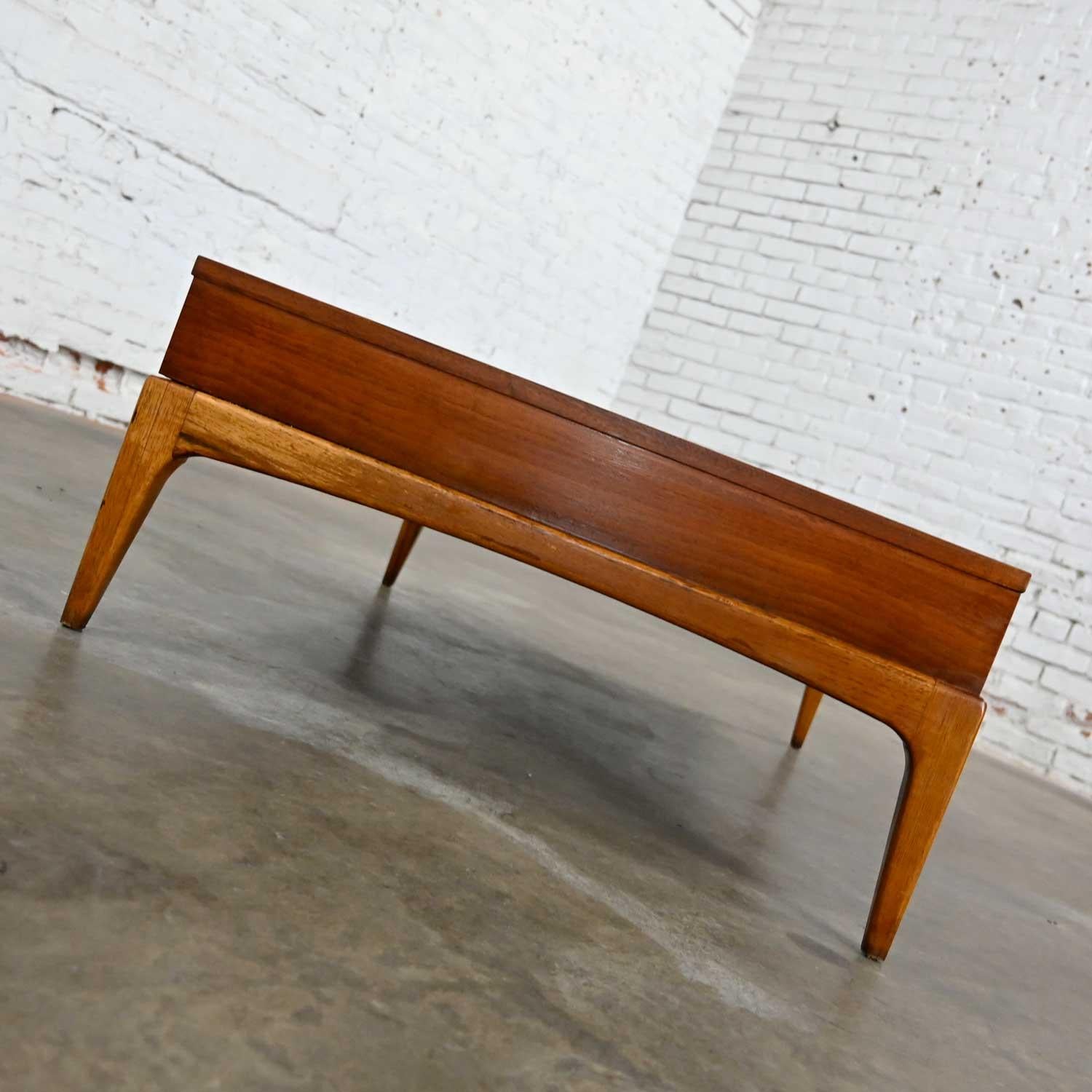 Brass Mid-Century Modern Lane Rhythm Collection Walnut Rectangular Coffee Table 