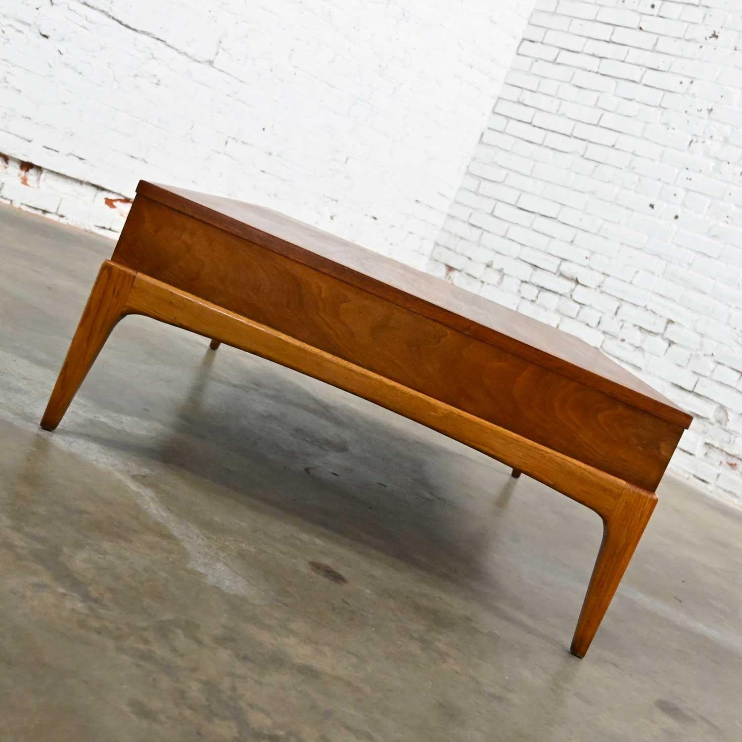 Plated Mid-Century Modern Lane Rhythm Collection Walnut Rectangular Coffee Table 