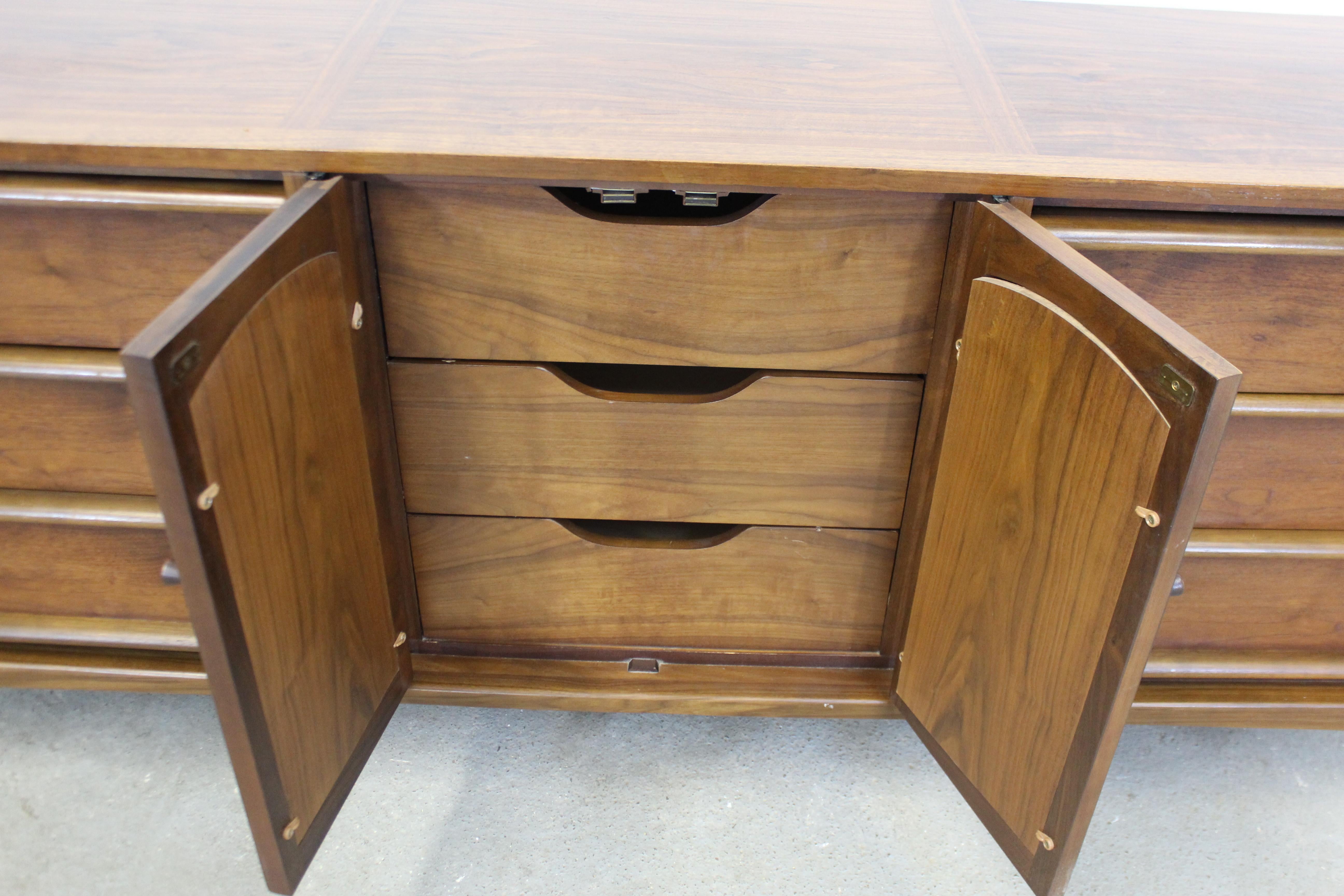 Mid-Century Modern Lane 'Rhythm' Sculptural Caned Door Walnut Credenza 1