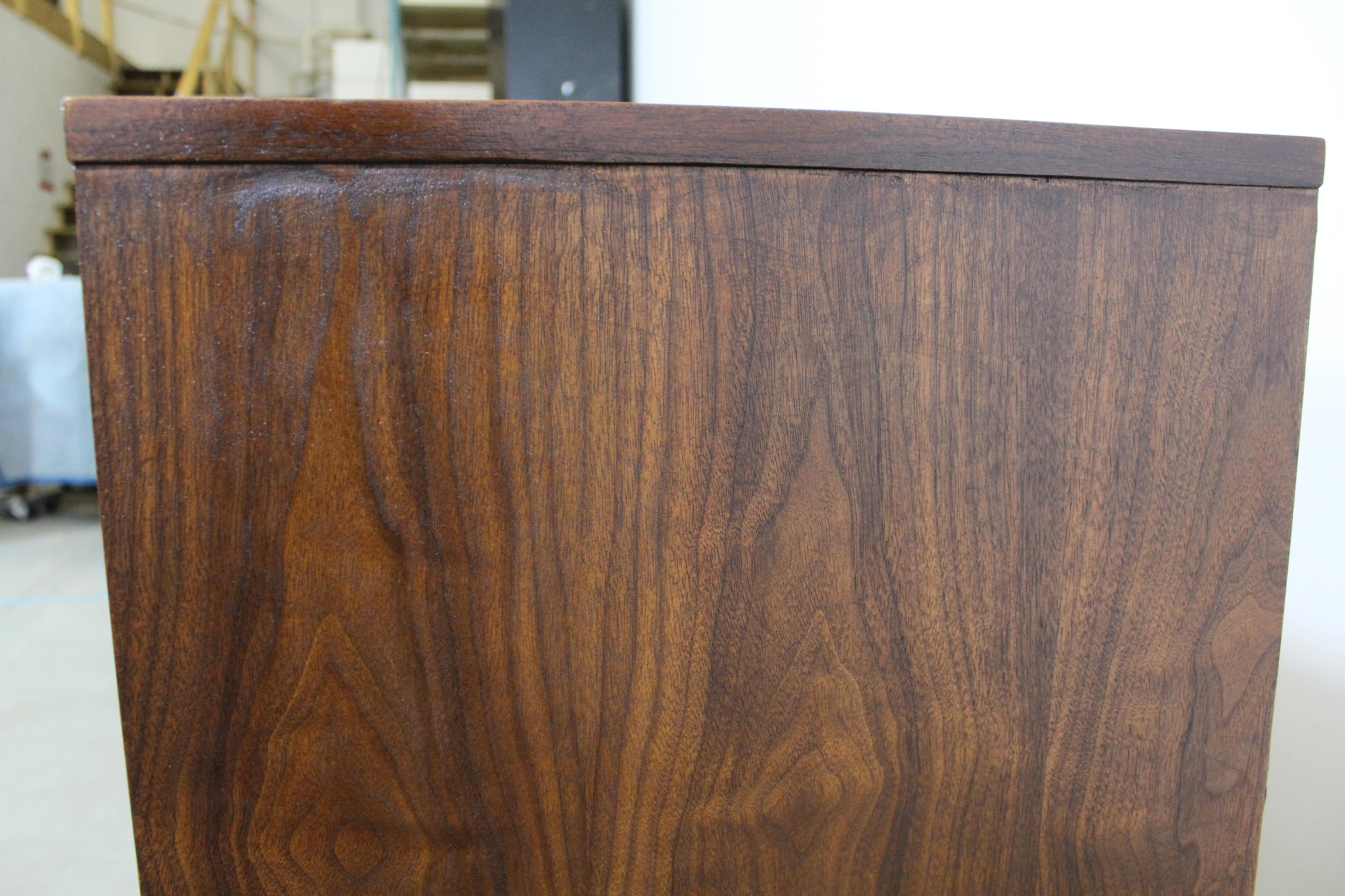 Mid-Century Modern Lane 'Rhythm' Sculptural Walnut Dresser Credenza 5