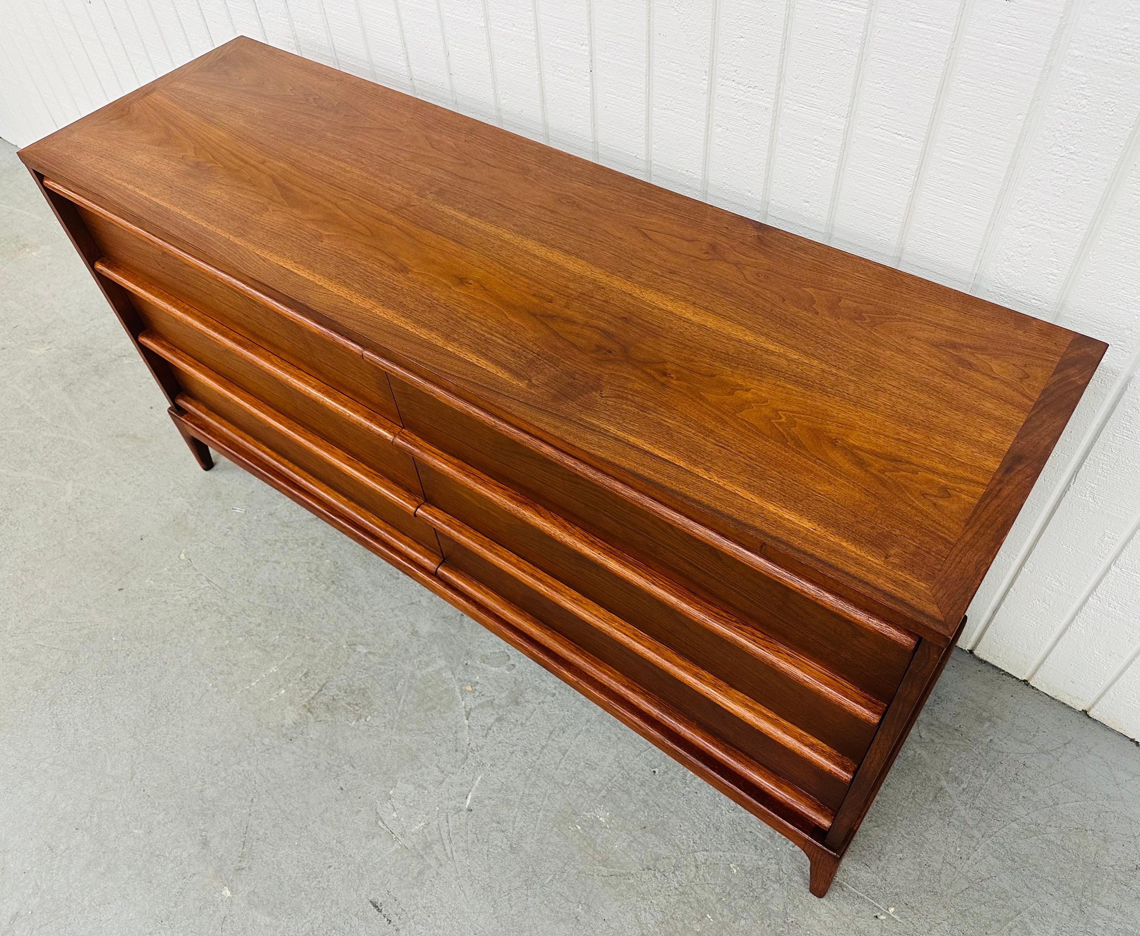 Mid-Century Modern Lane Rhythm Walnut Dresser 1