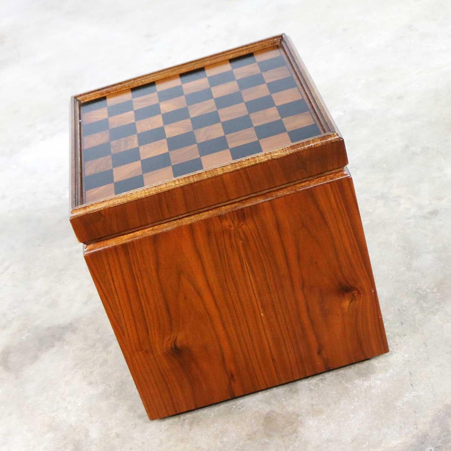 20th Century Mid-Century Modern Lane Rolling Cube Storage Ottoman Table, Game Board Flip Top