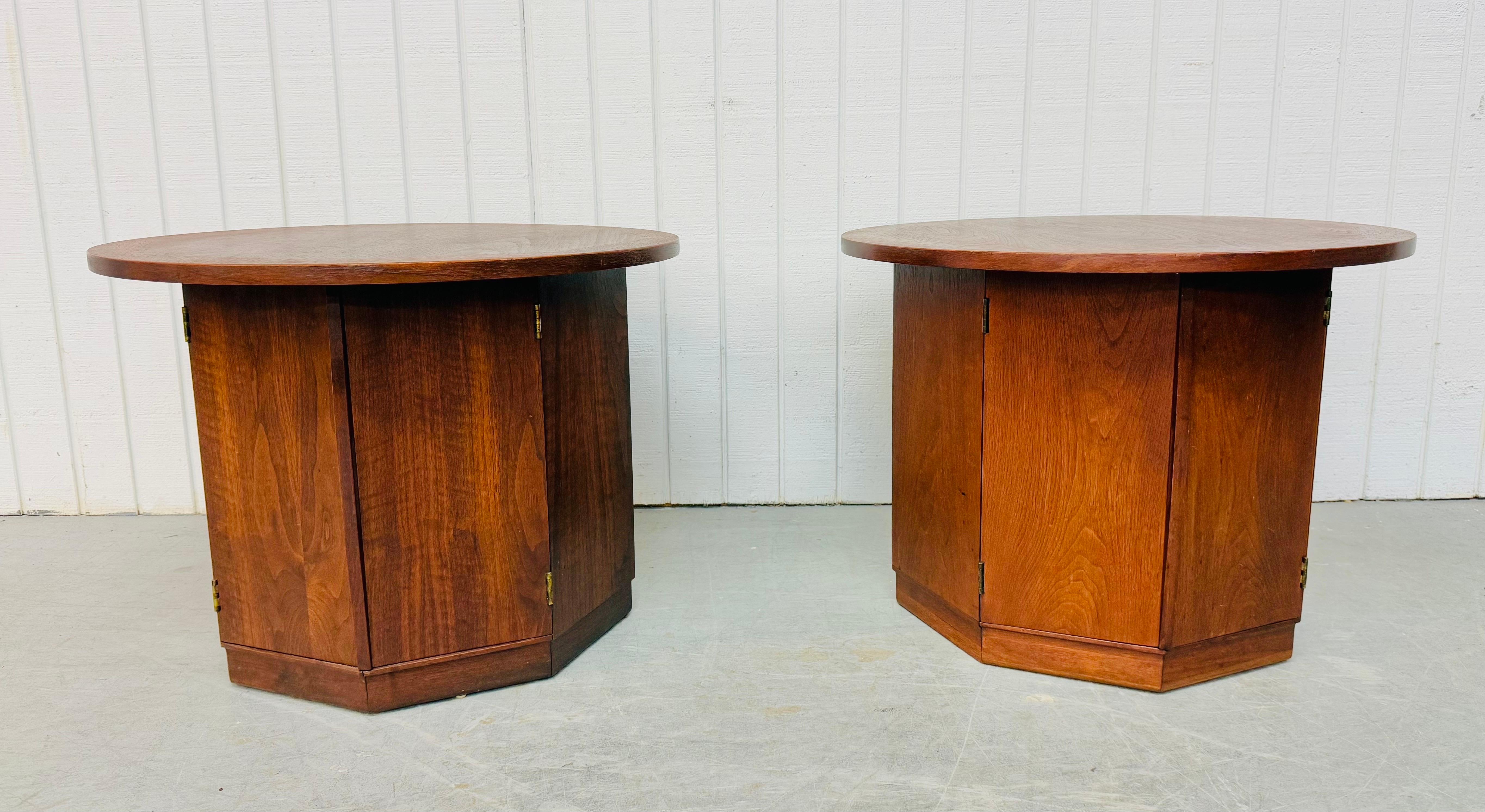 20th Century Mid-Century Modern Lane Round Walnut Side Tables - Set of 2