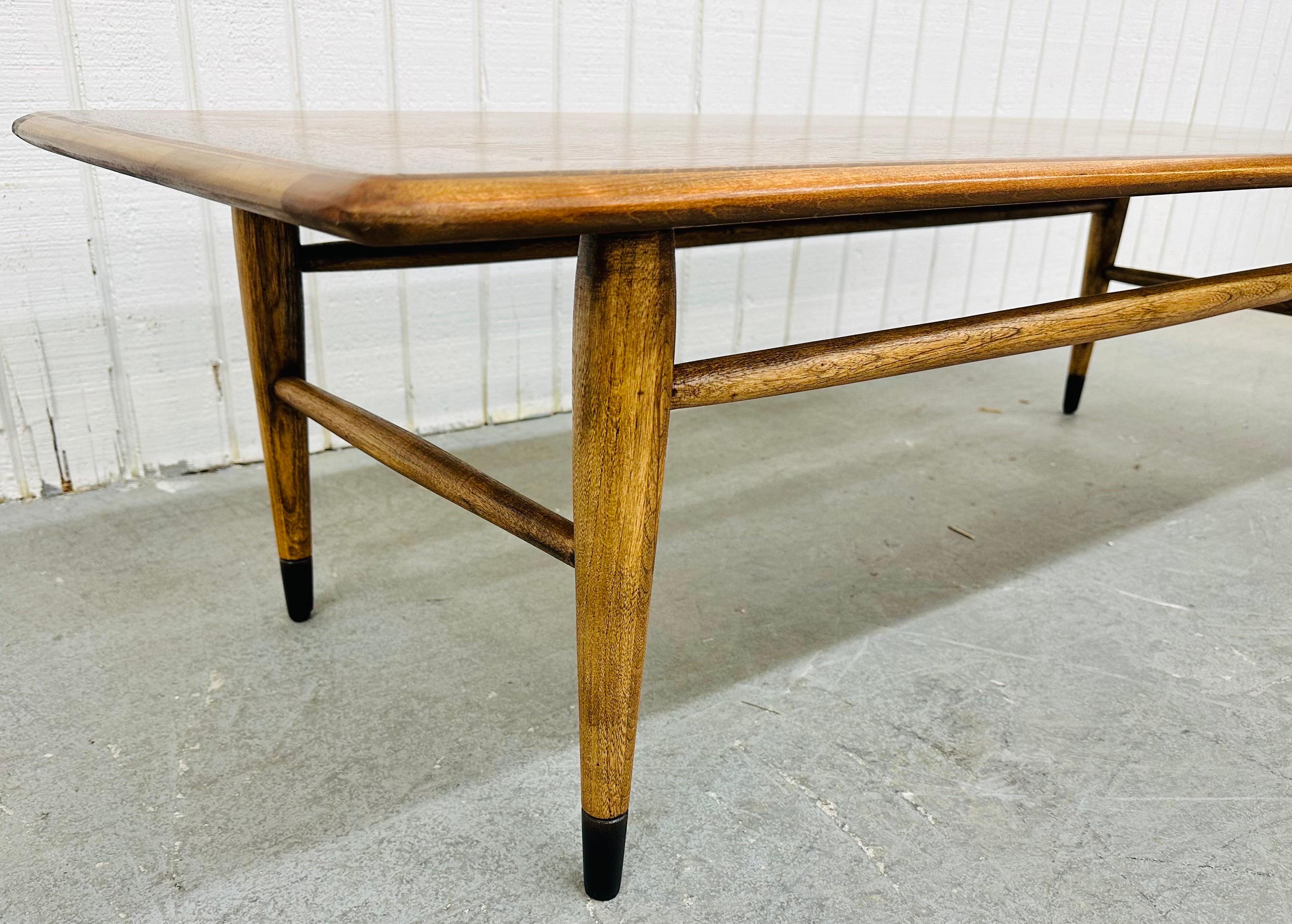 20th Century Mid-Century Modern Lane Style Walnut Coffee Table