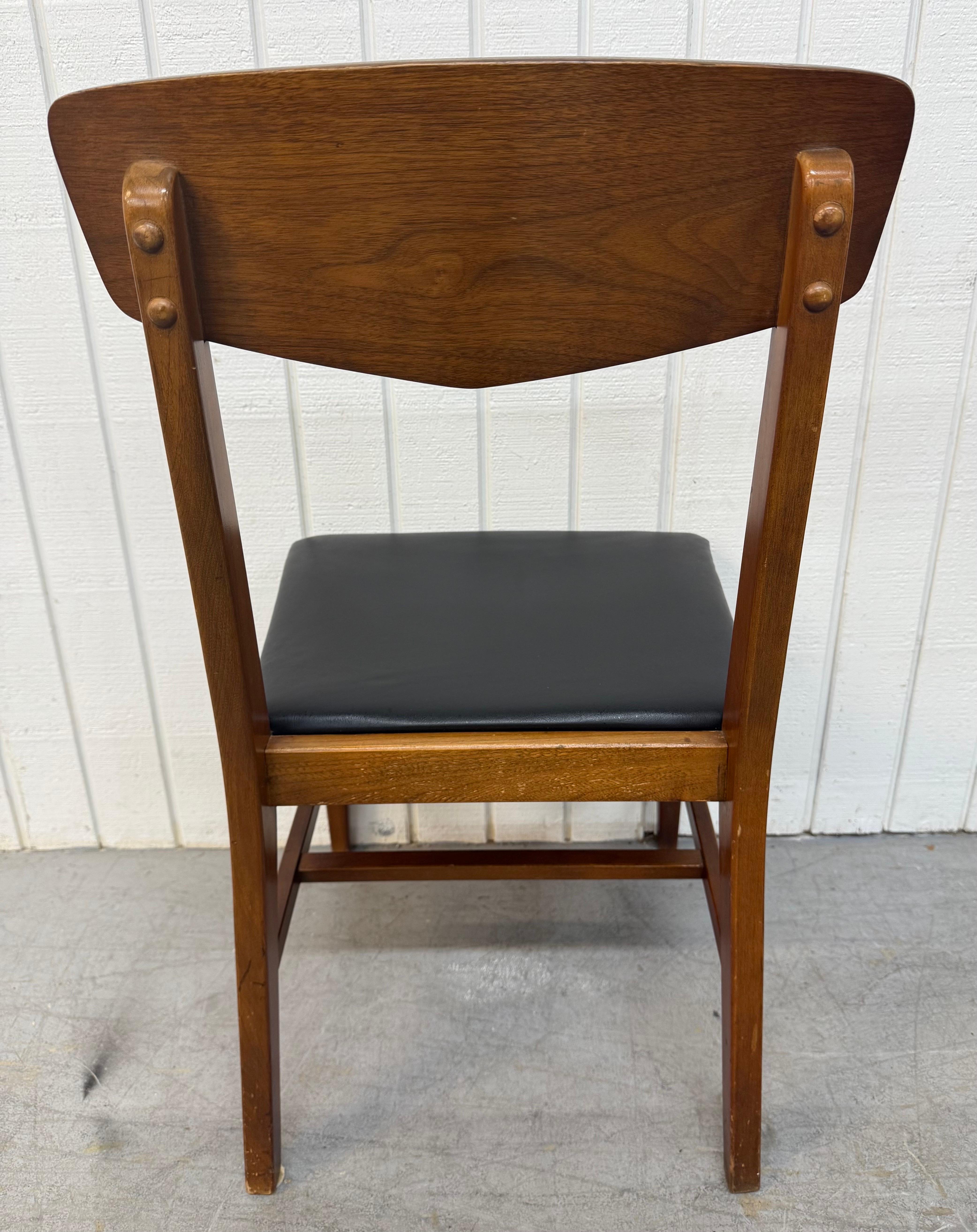 Mid-Century Modern Lane's Esstischstühle aus Nussbaumholz - 6er-Set im Angebot 3