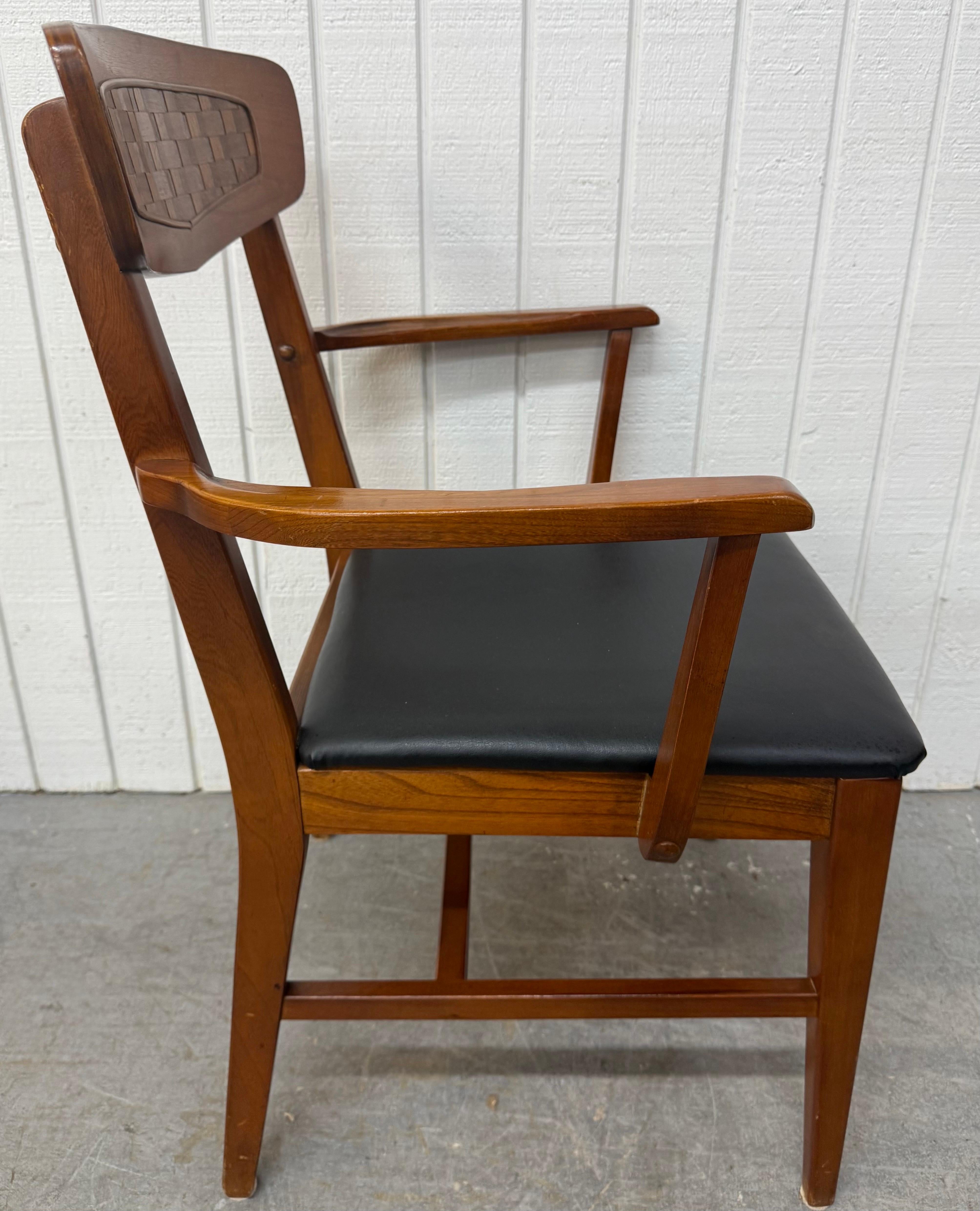 Mid-Century Modern Lane's Esstischstühle aus Nussbaumholz - 6er-Set (20. Jahrhundert) im Angebot