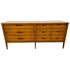 Mid-Century Modern Lane Tuxedo 9-Drawer Walnut Dresser