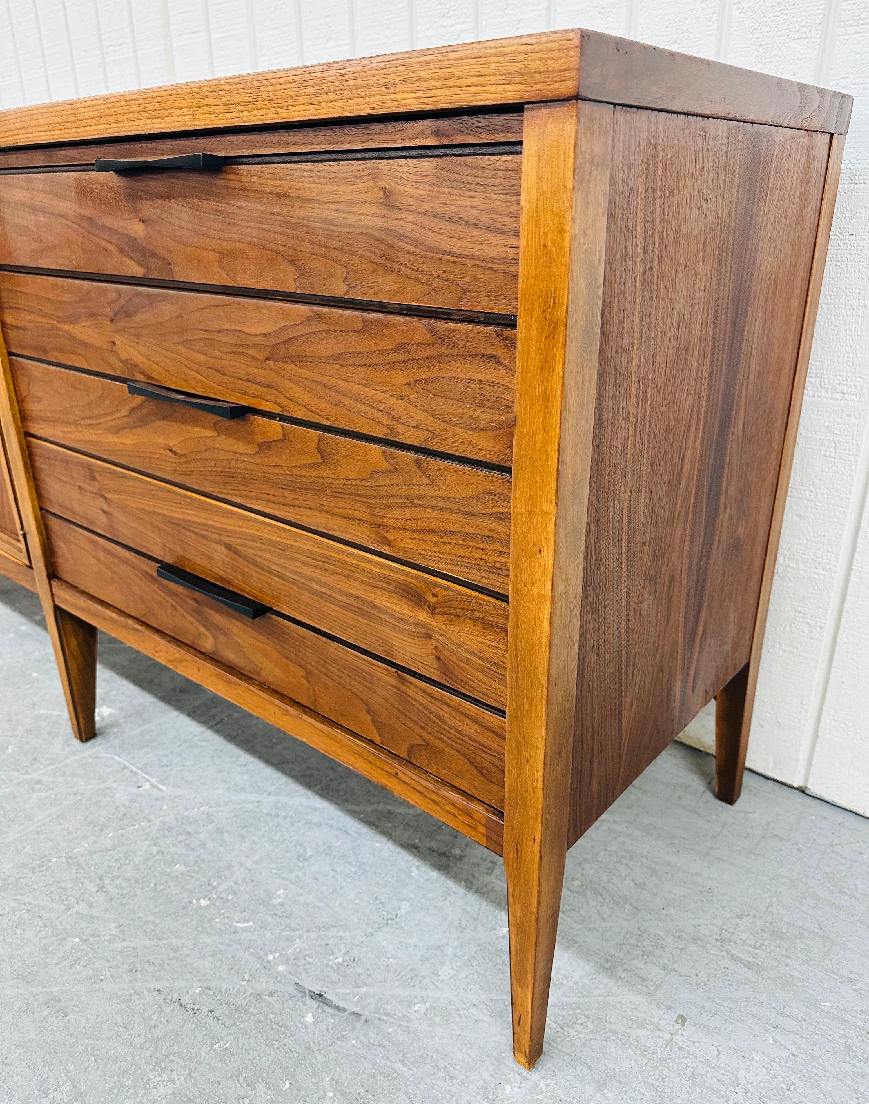 20th Century Mid-Century Modern Lane Tuxedo Walnut Dresser For Sale