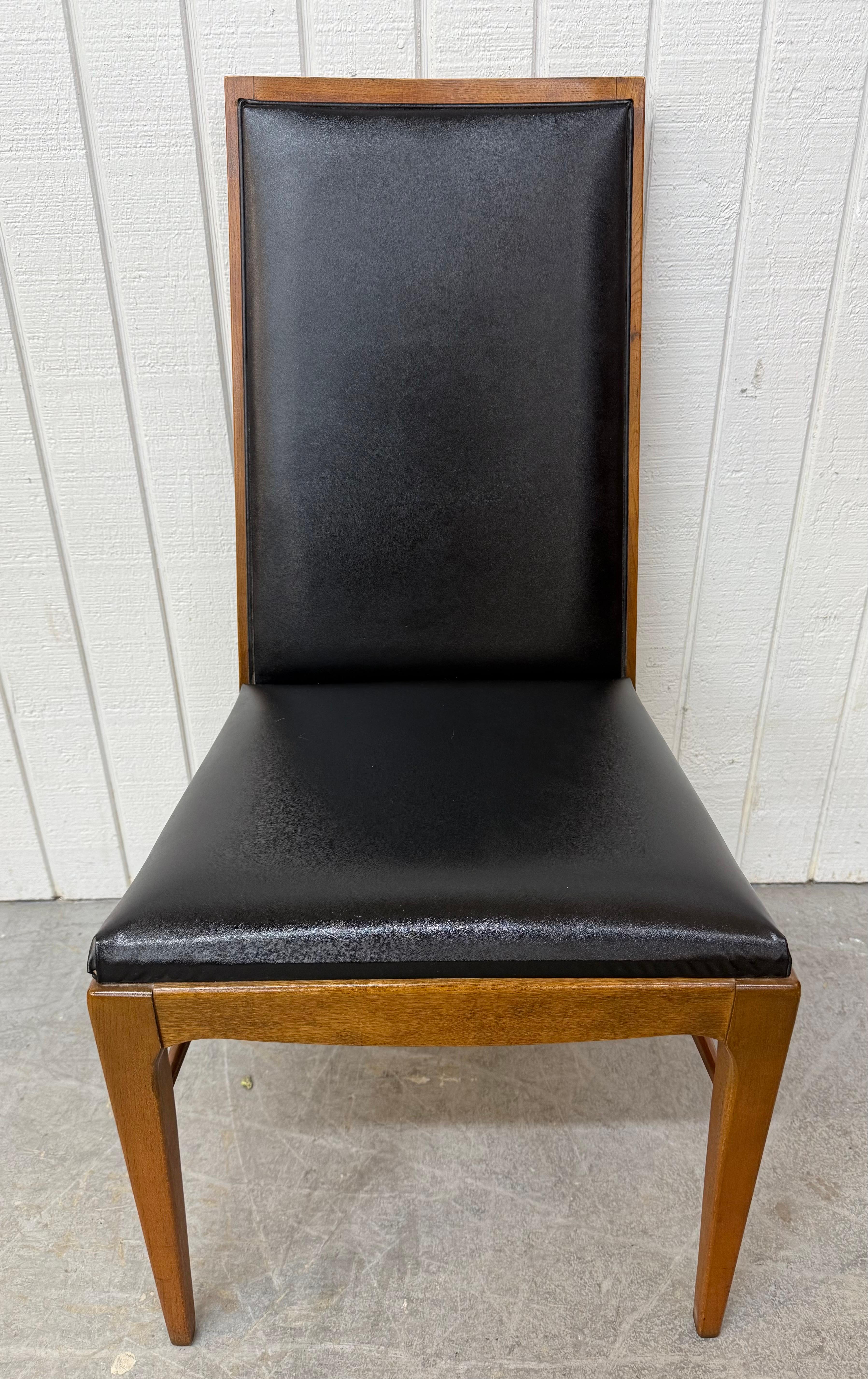 Tissu d'ameublement Chaises de salle à manger en vinyle noir et noyer The Moderns Modernity Lane - Lot de 6 en vente