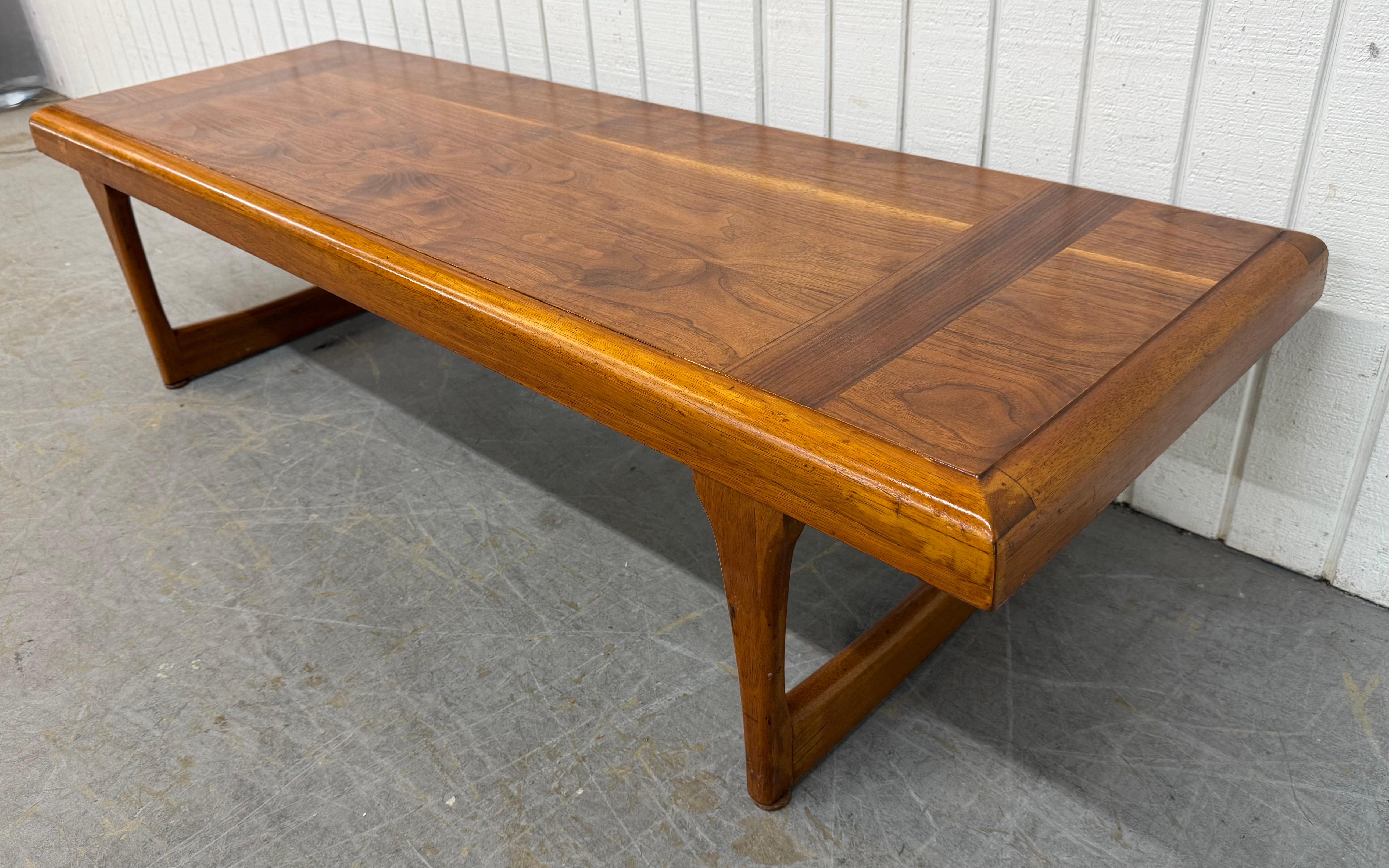 Mid-20th Century Mid-Century Modern Lane Walnut Coffee Table For Sale