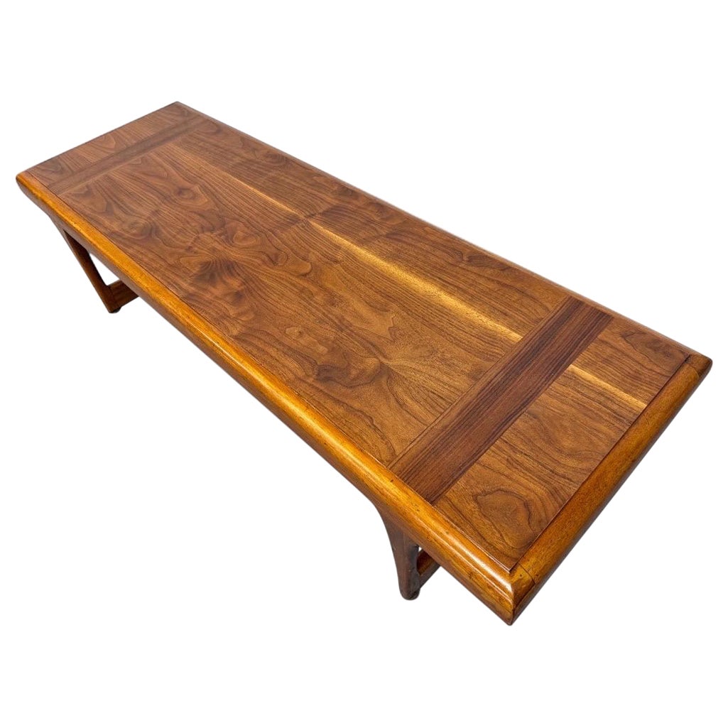 Mid-Century Modern Lane Walnut Coffee Table For Sale