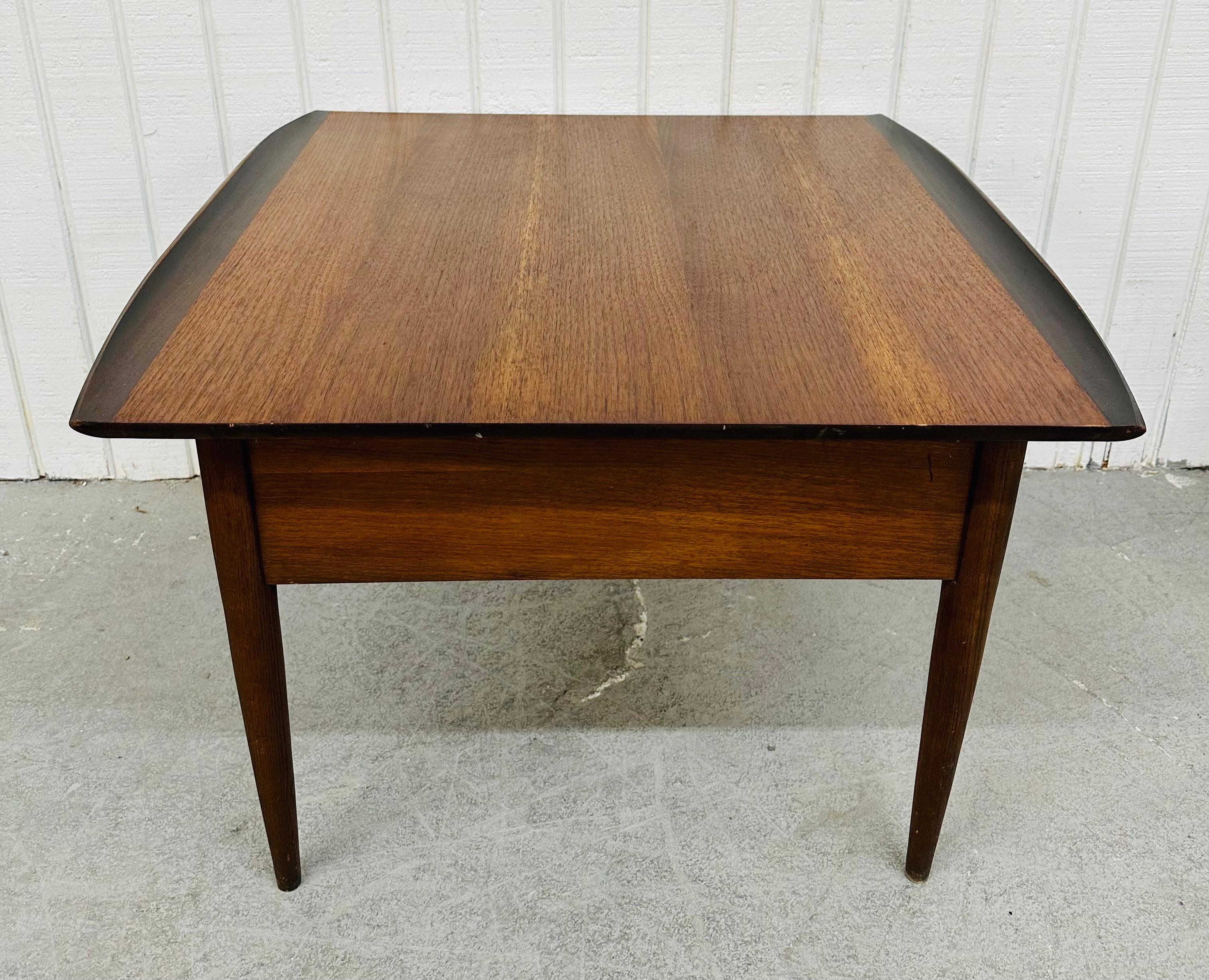 Mid-Century Modern Lane Walnut Side Tables - Set of 2 For Sale 1