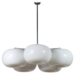 Großer 5-Leuchten-Kronleuchter aus Opalglas, Italien, 1970er Jahre, Mitte des Jahrhunderts