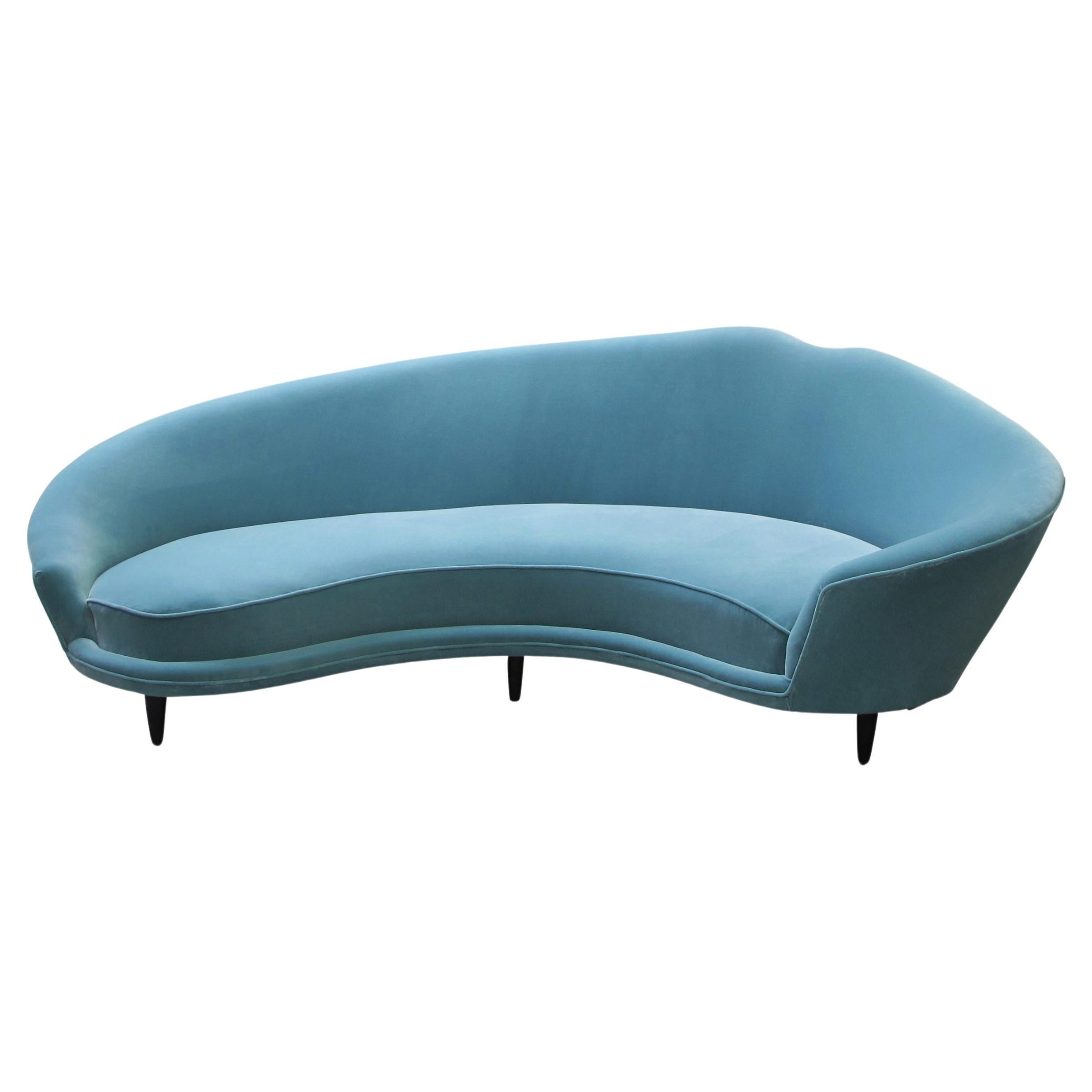 Mid-Century Modern Large Curved Sofa in the manner of Frederico Munari, Italian For Sale