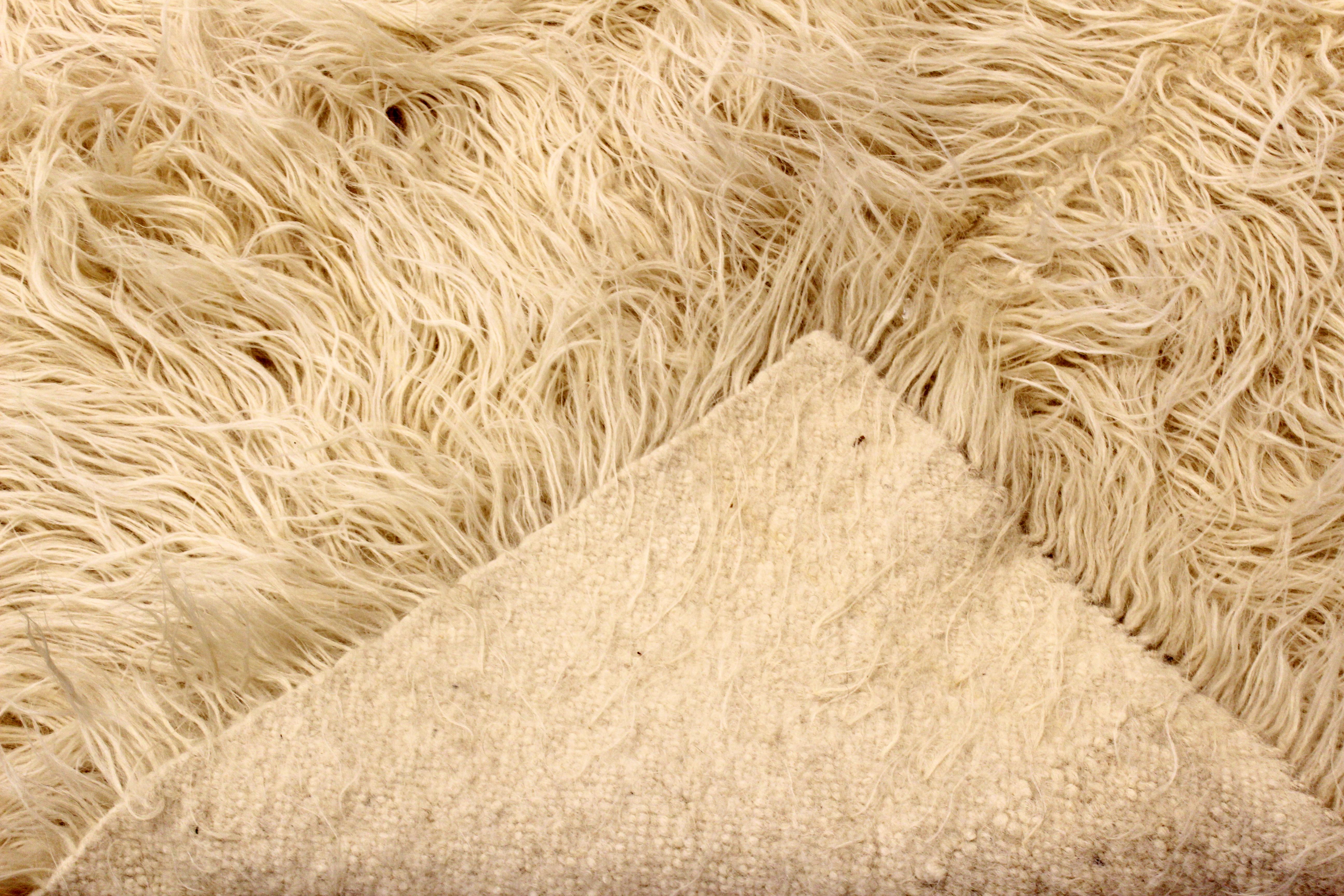 Mid-Century Modern Large Flokati Shag Handwoven Wool Area Rug Carpet, 1970s 1