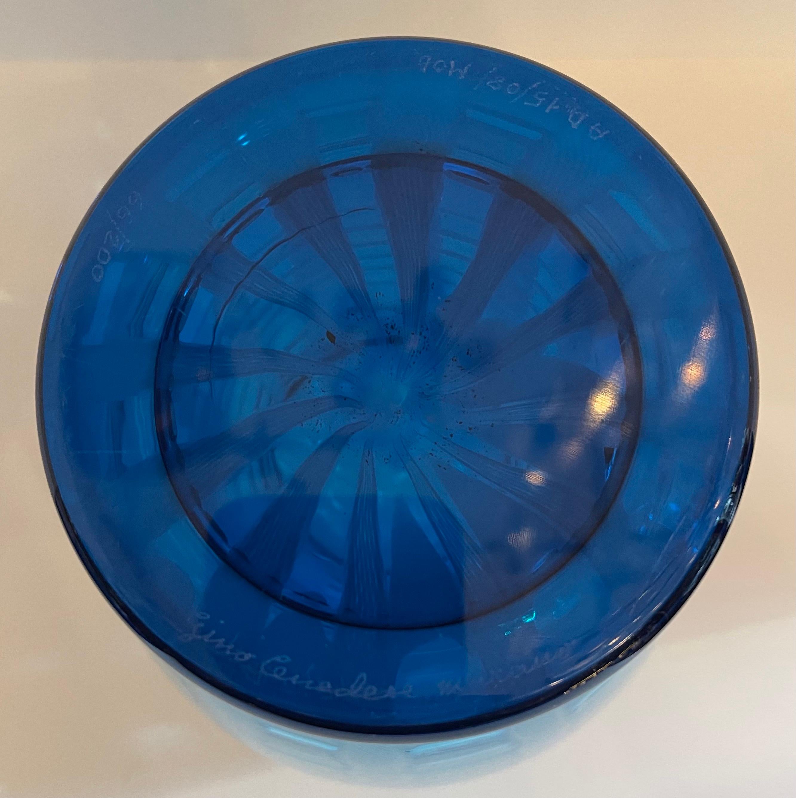 Verre de Murano Vase à rayures en verre d'art bleu de Gino Cenedese Modernité du milieu du siècle dernier en vente