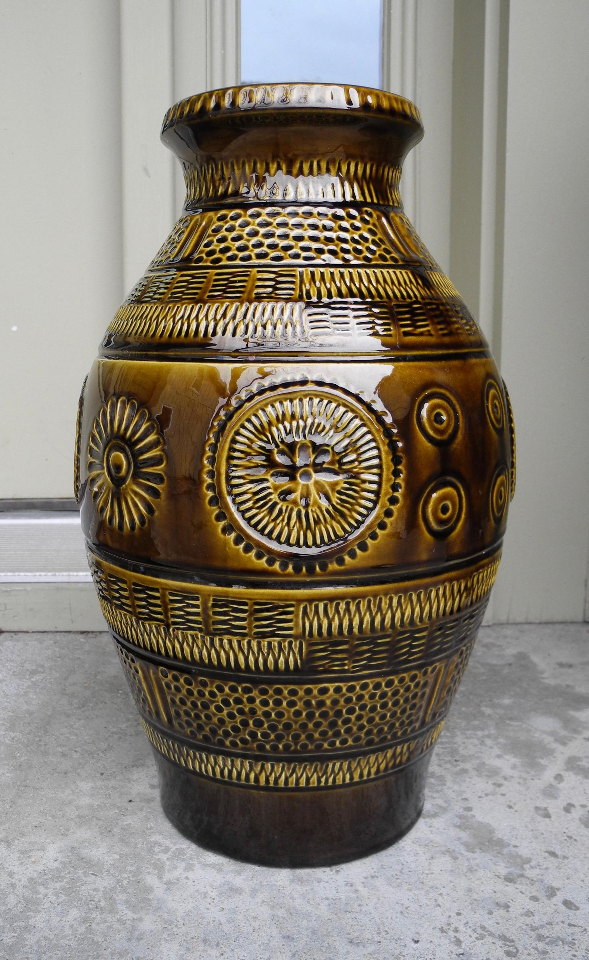 Mid-Century Modern Large Olive W German Ceramic Pottery Vessel Jar Vase For Sale 8