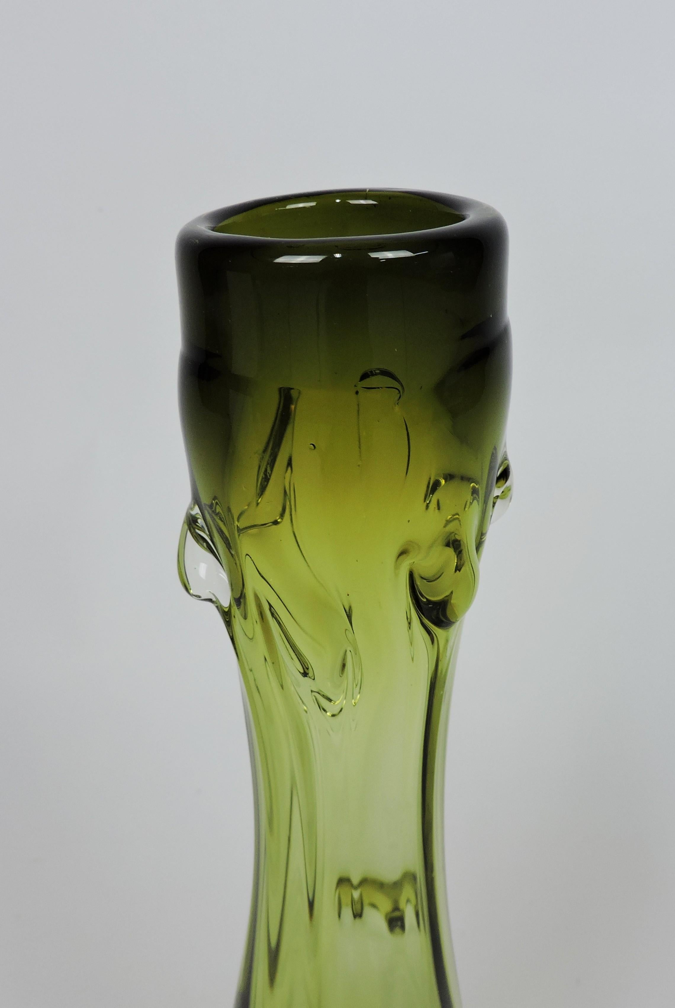 Fatto a mano Vaso di vetro soffiato a mano Greene & Greene, di grandi dimensioni, della metà del secolo scorso. in vendita