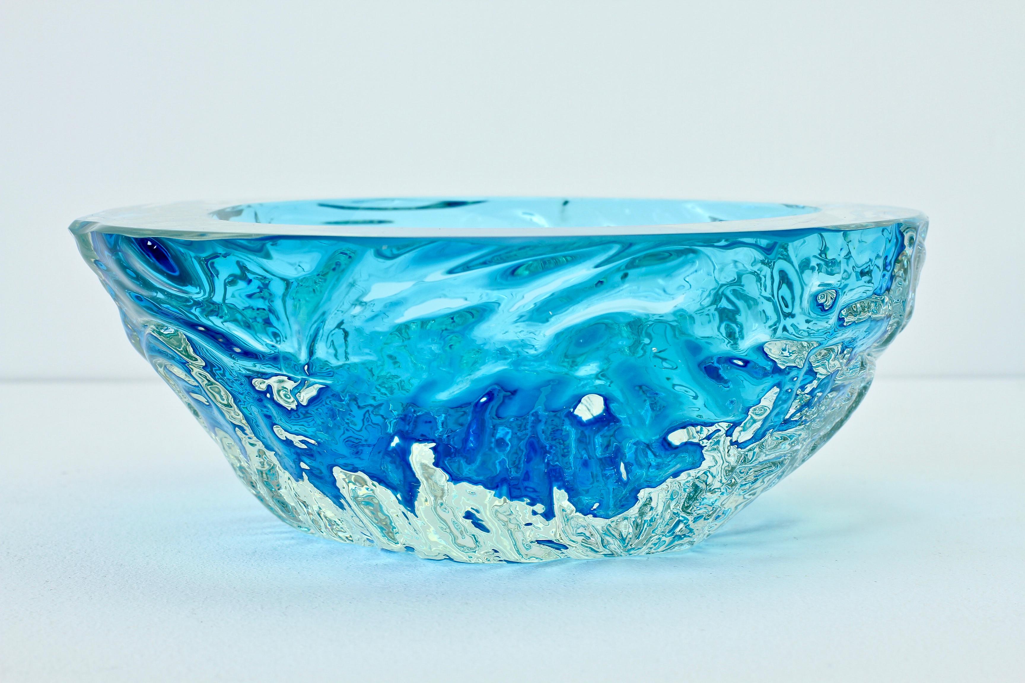 Blown Glass Midcentury Modern Large Italian Blue 'Sommerso' Murano Glass Bowl, Seguso attri. For Sale