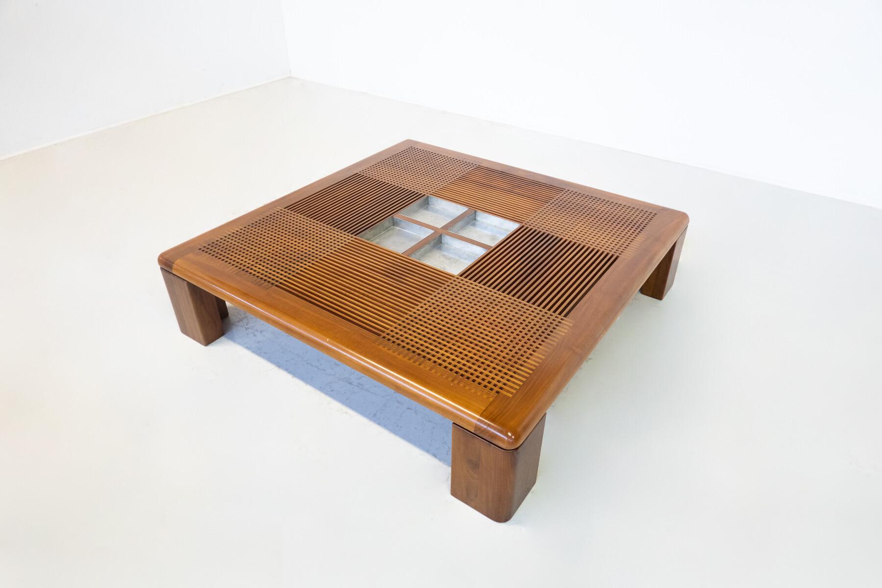 Mid-Century Modern Large Italian Coffee Table by Silvio Coppola, 1970s For Sale 6