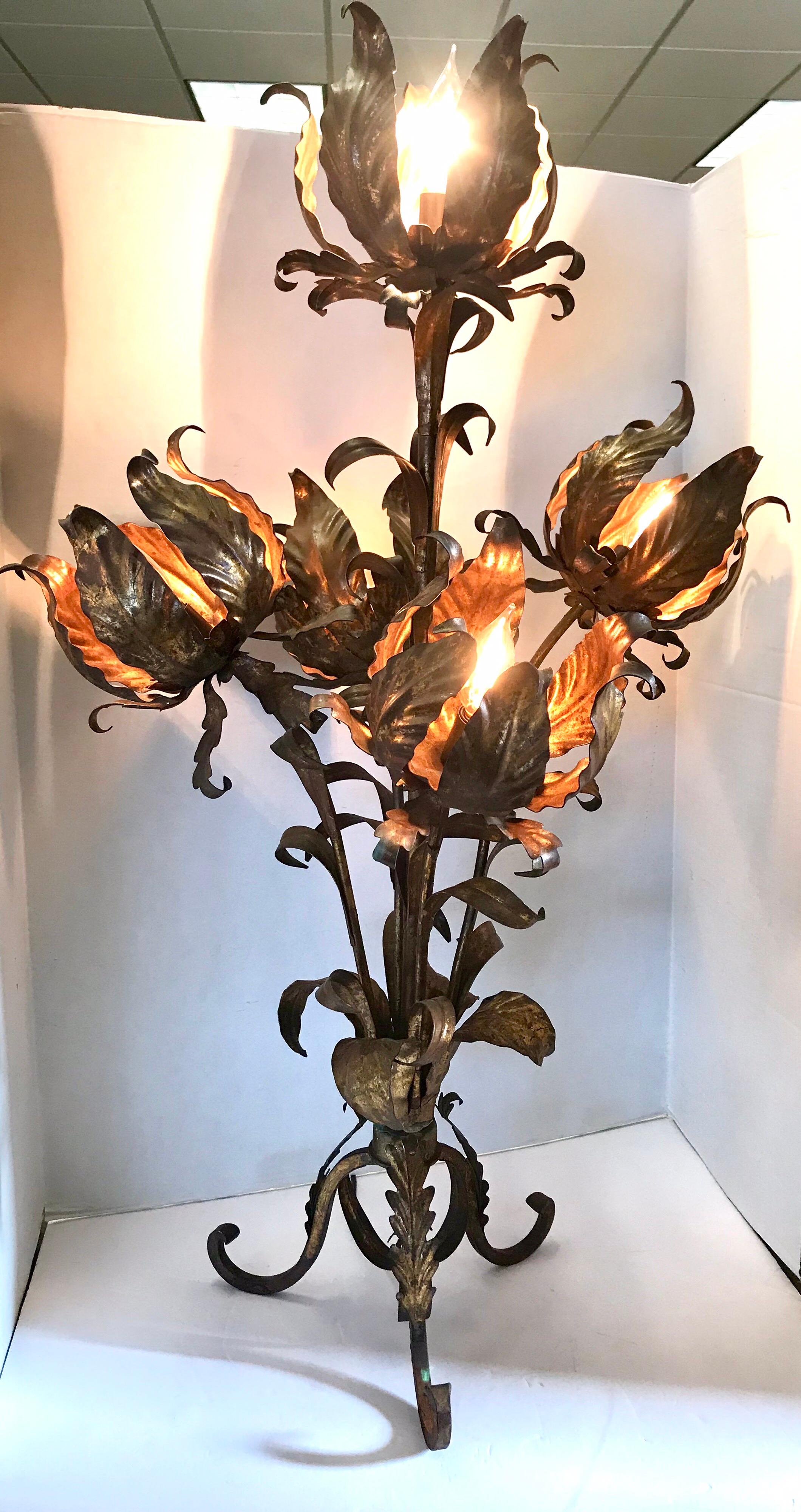 Mid-Century Modern Large Italian Gilt Gold Metal Tole Floral Table Lamp 1