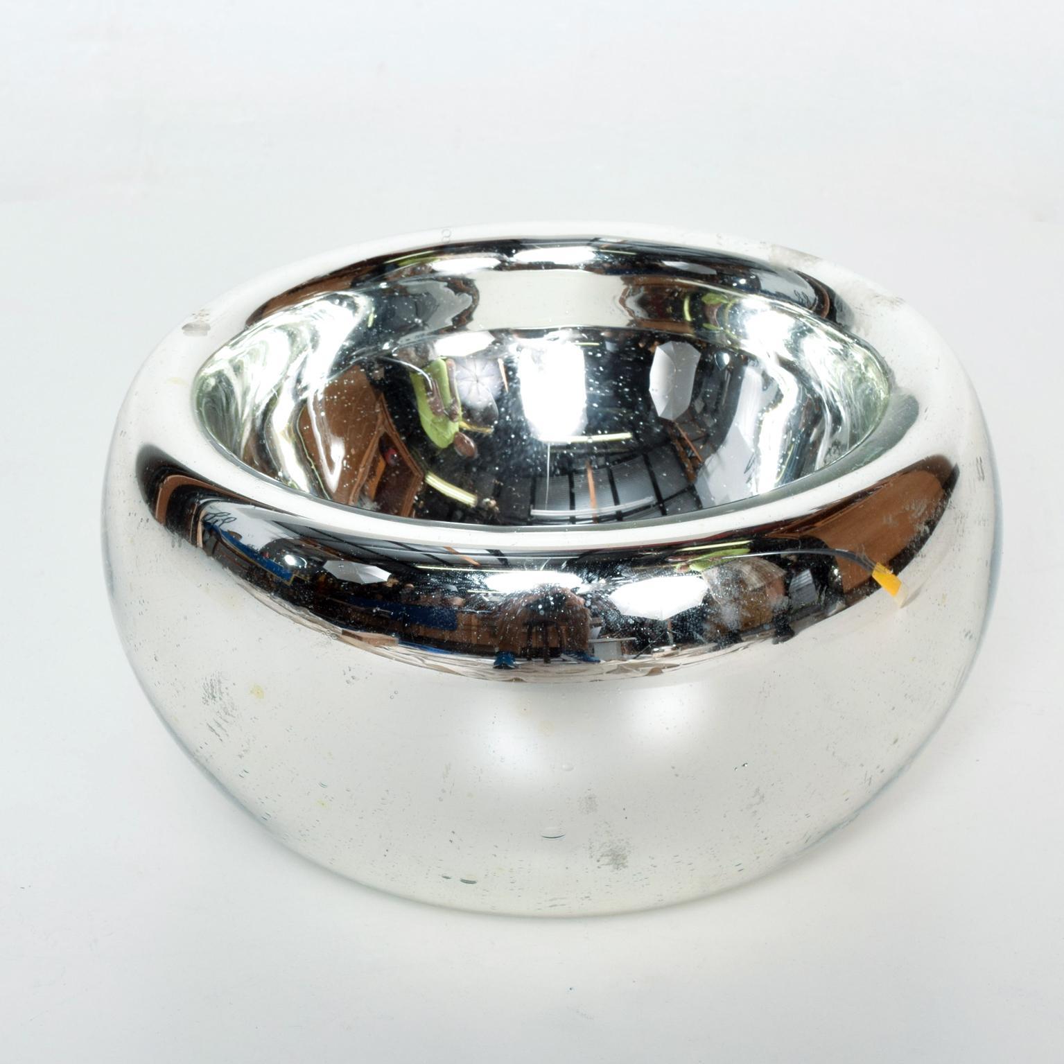 For you: Mid Century Modern Large Mercury Glass Bowl in Silver.
Reference: ACCGM1202193
Measures 6 1/2