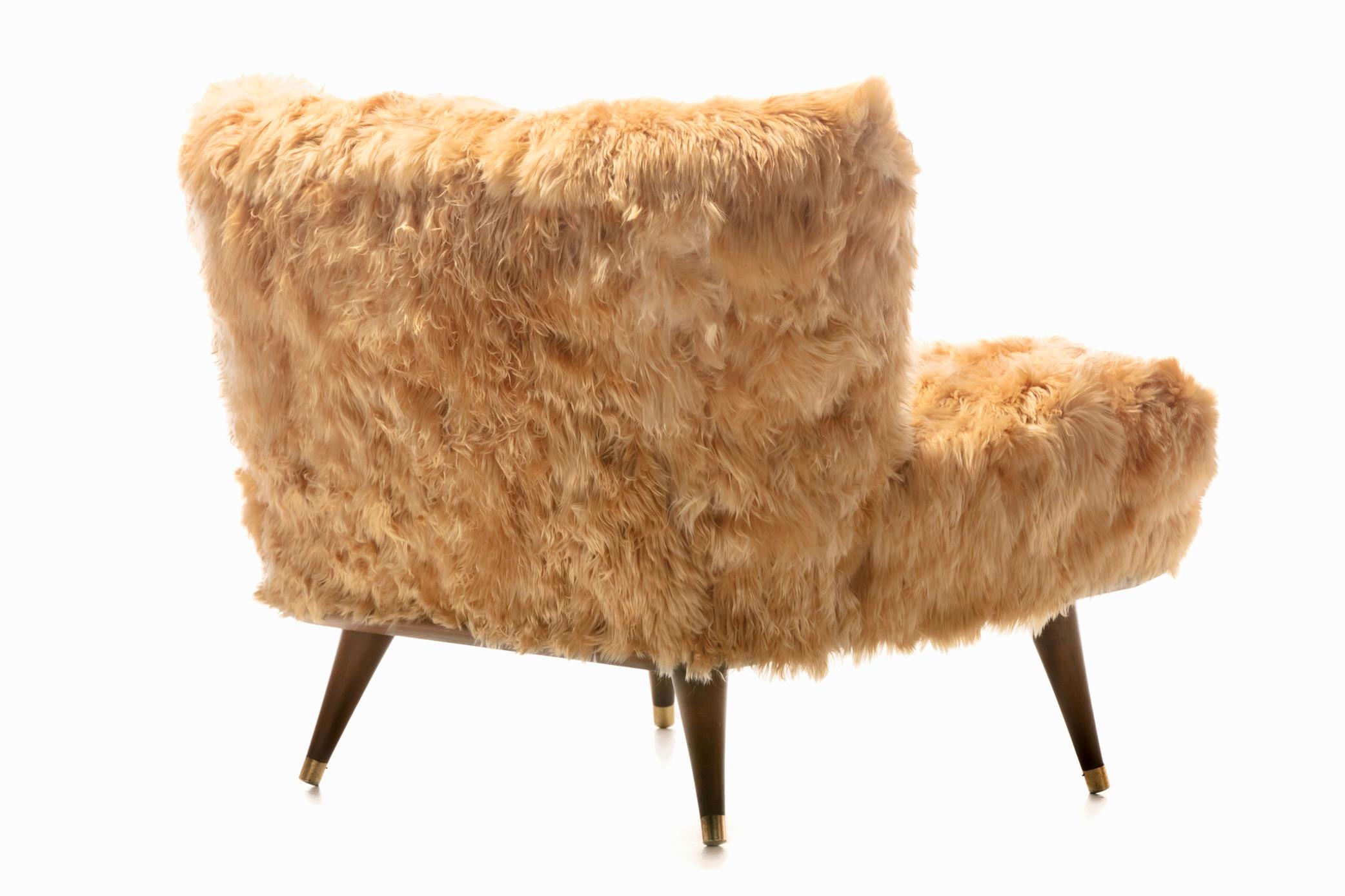 Sillas de salón tipo pantuflas de alpaca peruana, modernas de mediados de siglo en venta 3