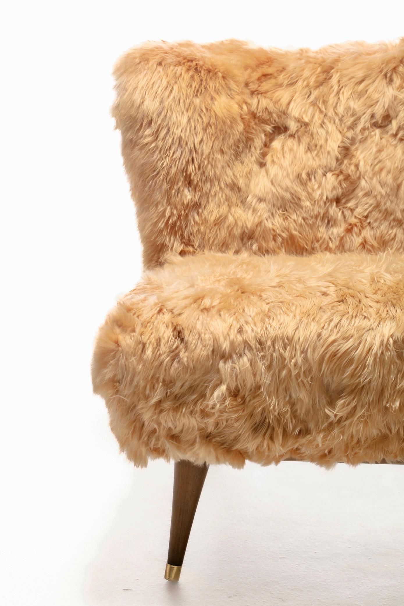 Sillas de salón tipo pantuflas de alpaca peruana, modernas de mediados de siglo en venta 8