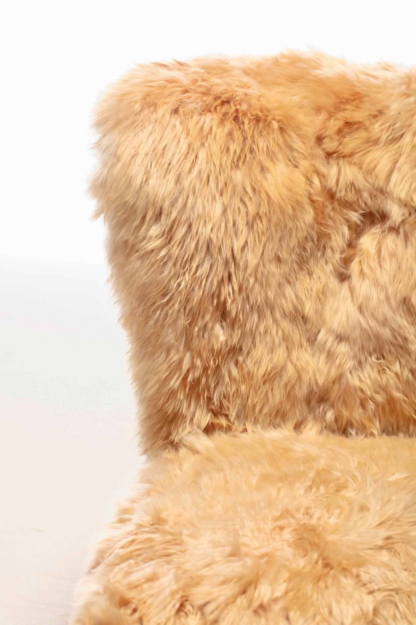 Sillas de salón tipo pantuflas de alpaca peruana, modernas de mediados de siglo en venta 10