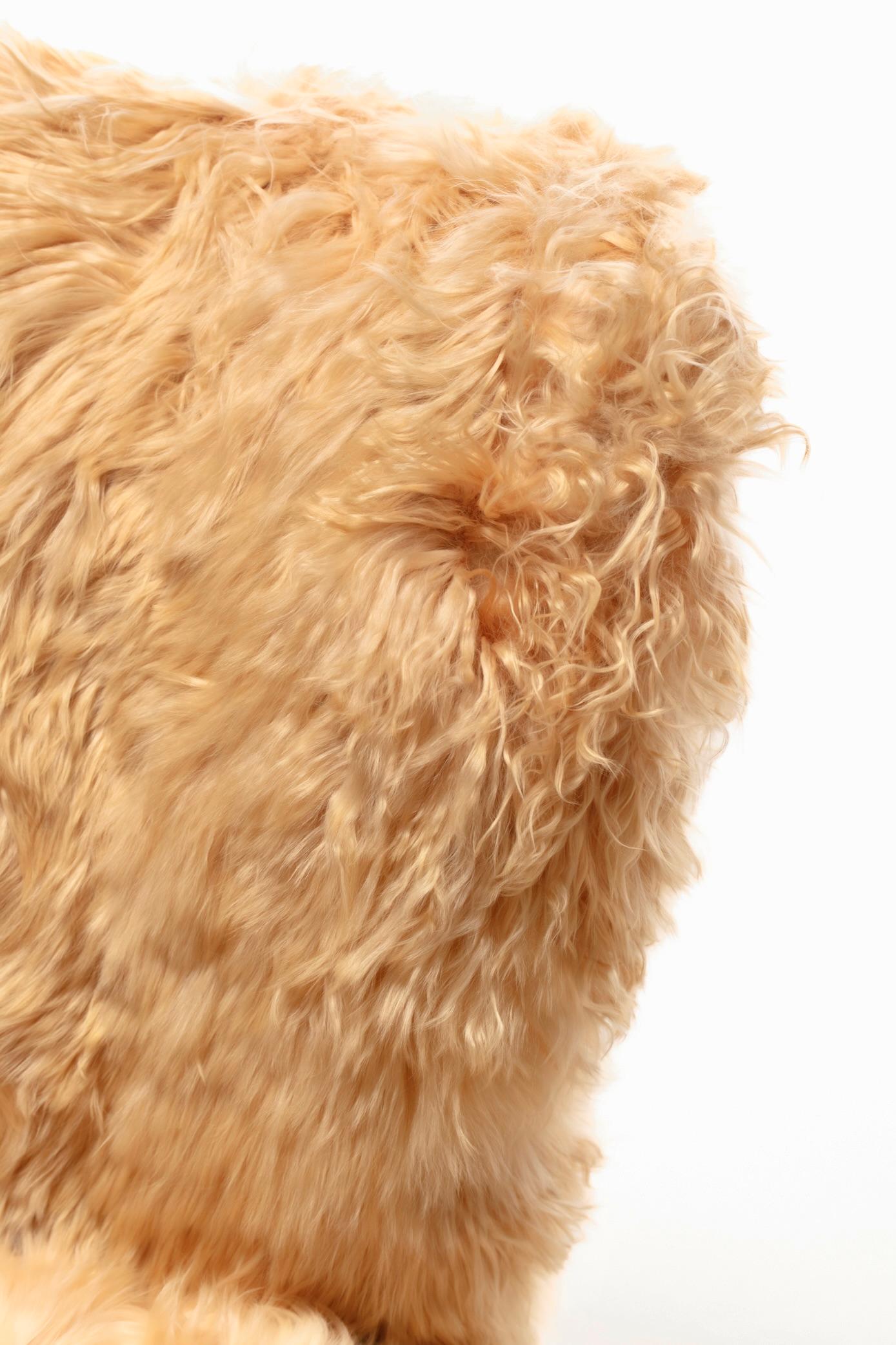Sillas de salón tipo pantuflas de alpaca peruana, modernas de mediados de siglo en venta 11