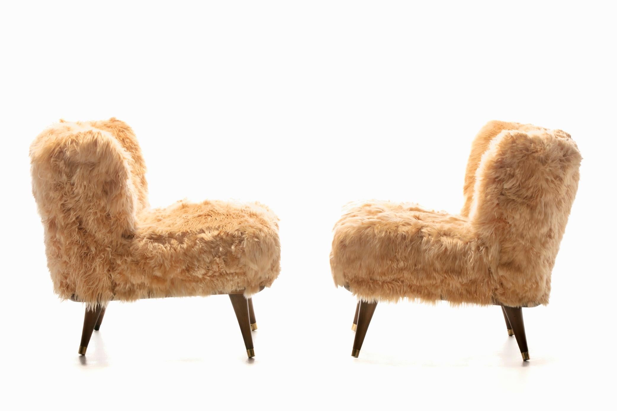 Sillas de salón tipo pantuflas de alpaca peruana, modernas de mediados de siglo en Bueno estado para la venta en Saint Louis, MO