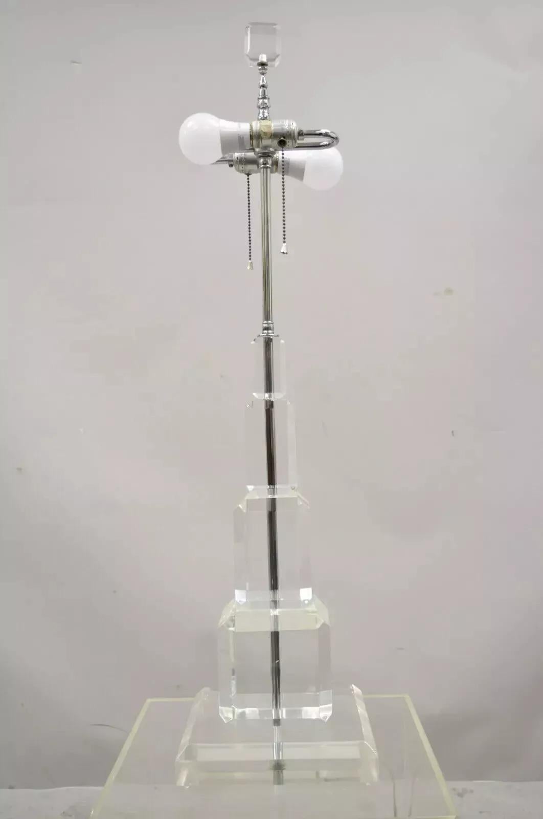 Mid Century Modern Large Stacked Lucite Acrylic Skyscraper Table Lamp by Art-Vue For Sale 5