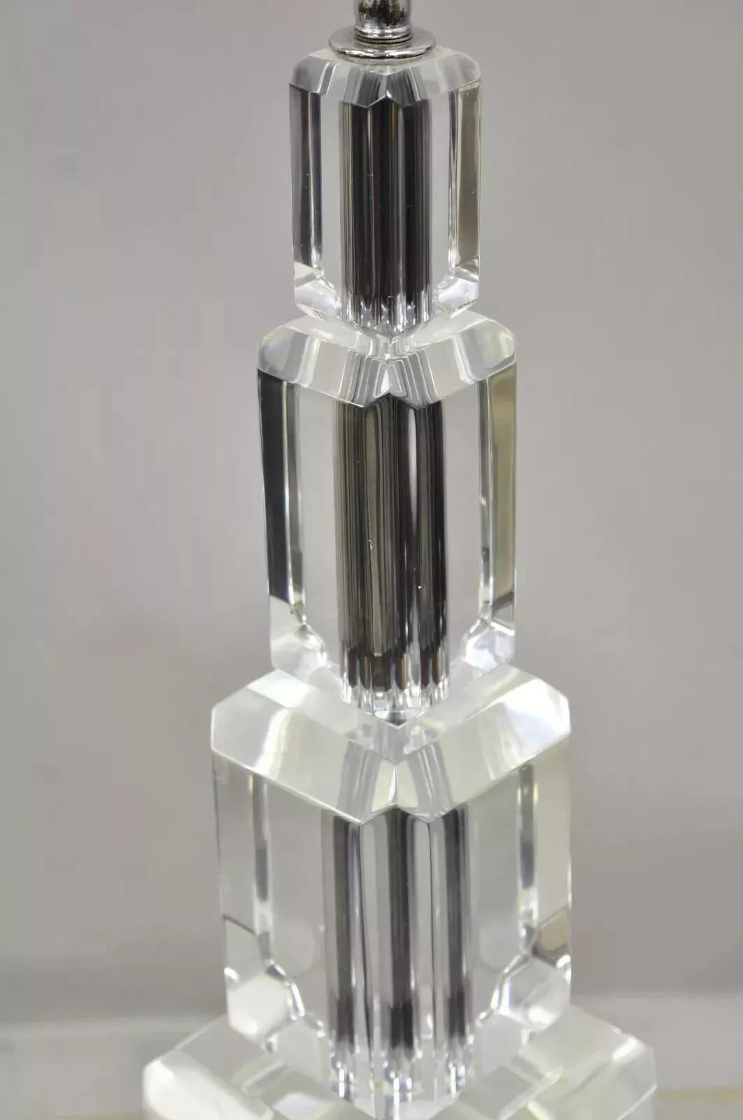 Mid Century Modern Large Stacked Lucite Acrylic Skyscraper Table Lamp by Art-Vue In Good Condition For Sale In Philadelphia, PA