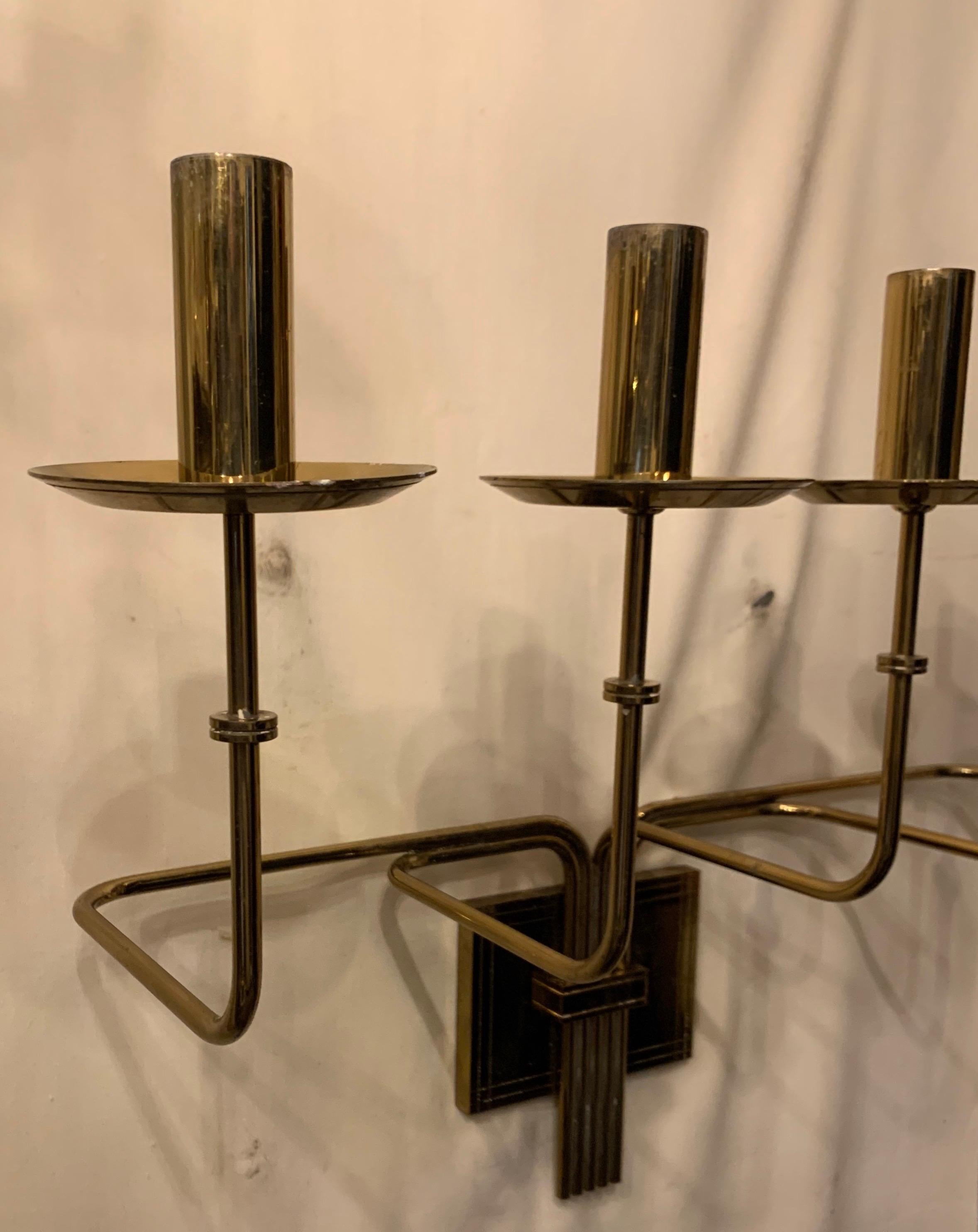 Central American Mid-Century Modern Large Tommi Parzinger Brass Five-Arm Candelabra Sconce Dorlyn