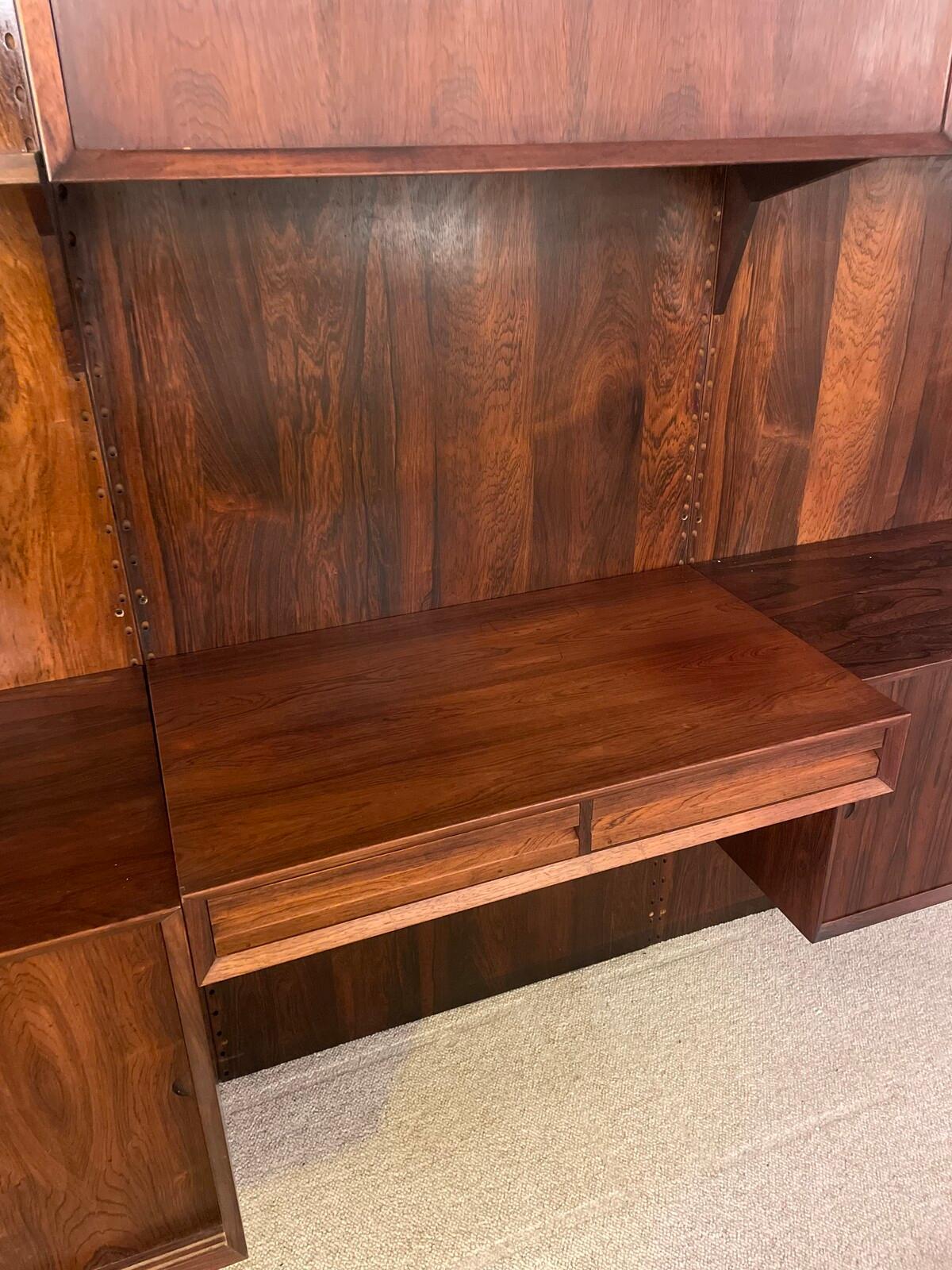 Mid-Century Modern Large Wall Unit by Poul Cadovius for Royal System , 1950s For Sale 5