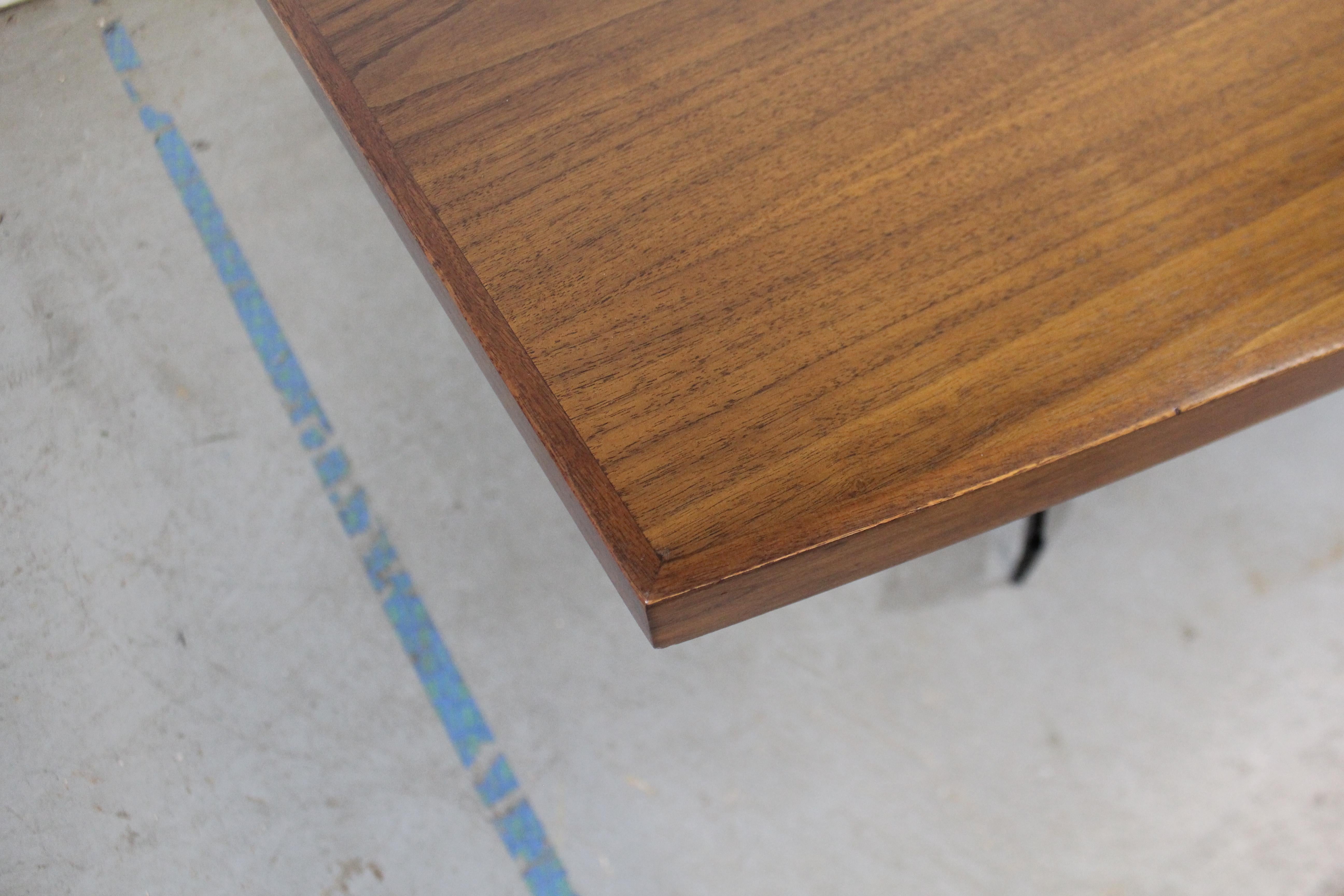 Mid-Century Modern Large Walnut Surfboard Conference/Dining Table In Good Condition For Sale In Wilmington, DE