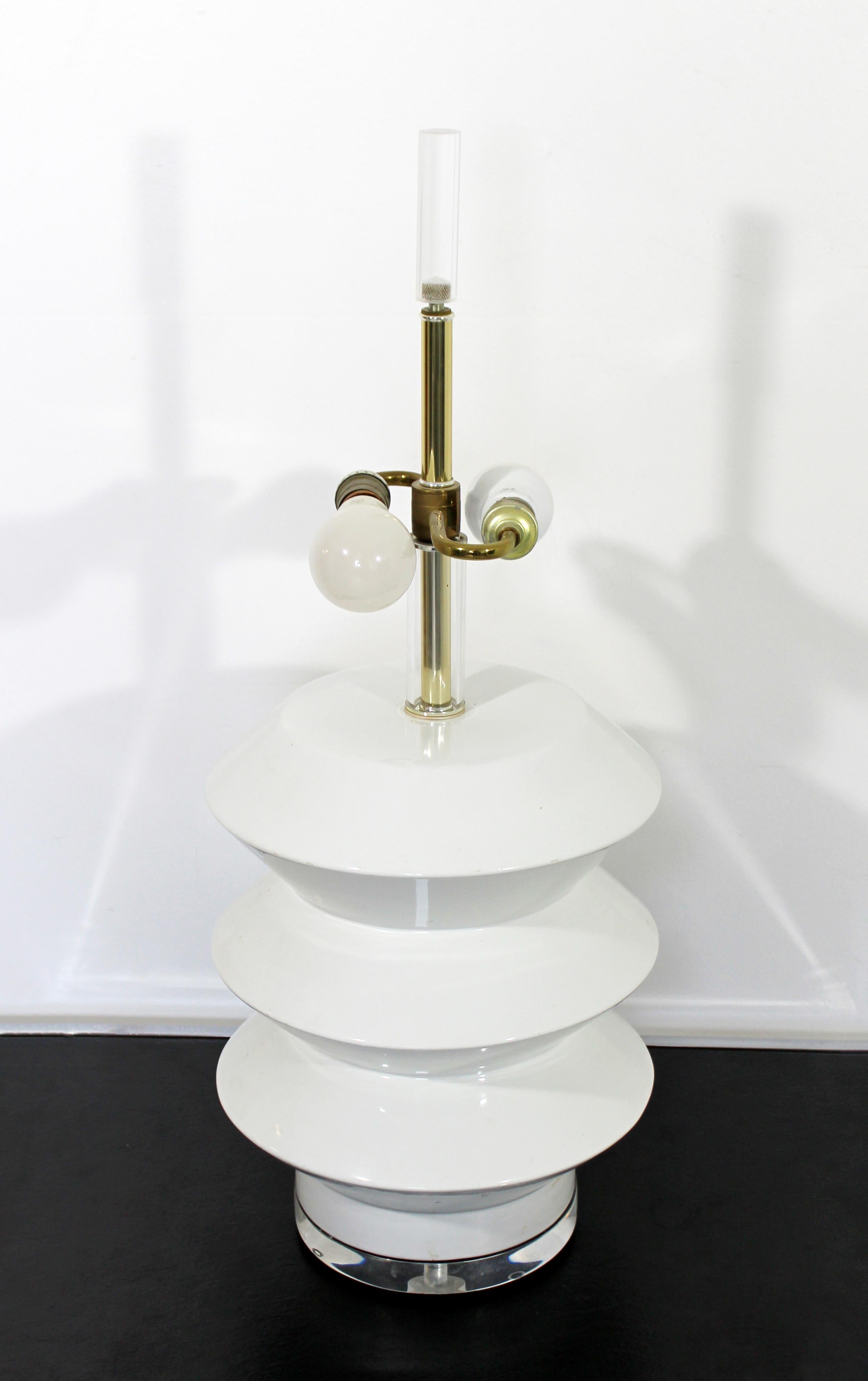 Mid-Century Modern Large White Ceramic Brass and Lucite Architectural Lamp Bauer In Good Condition In Keego Harbor, MI