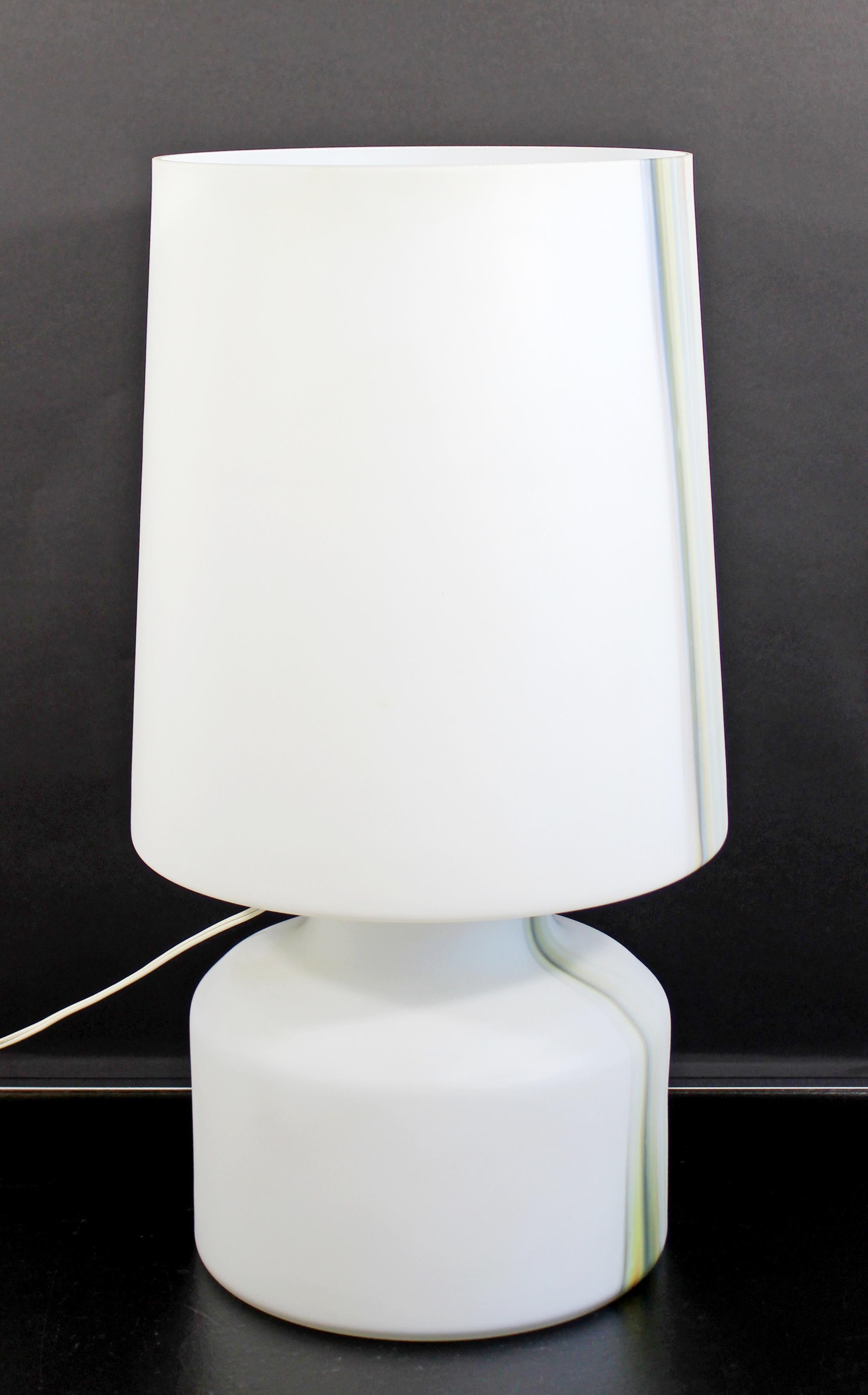 Mid-Century Modern Large White Murano Glass Table Lamp, 1970s, Italy 1