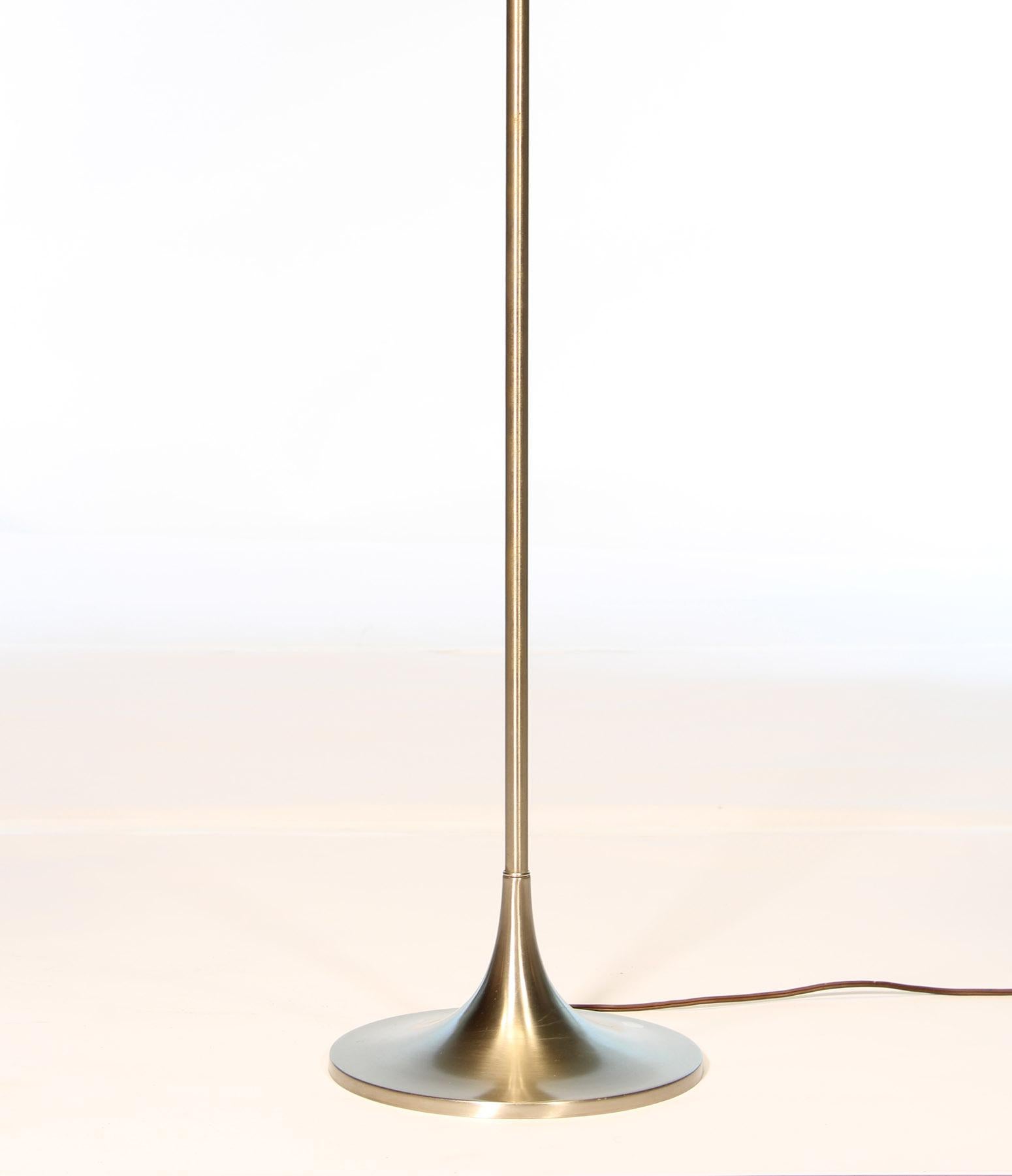 Mid-Century Modern Laurel Floor Lamp 3