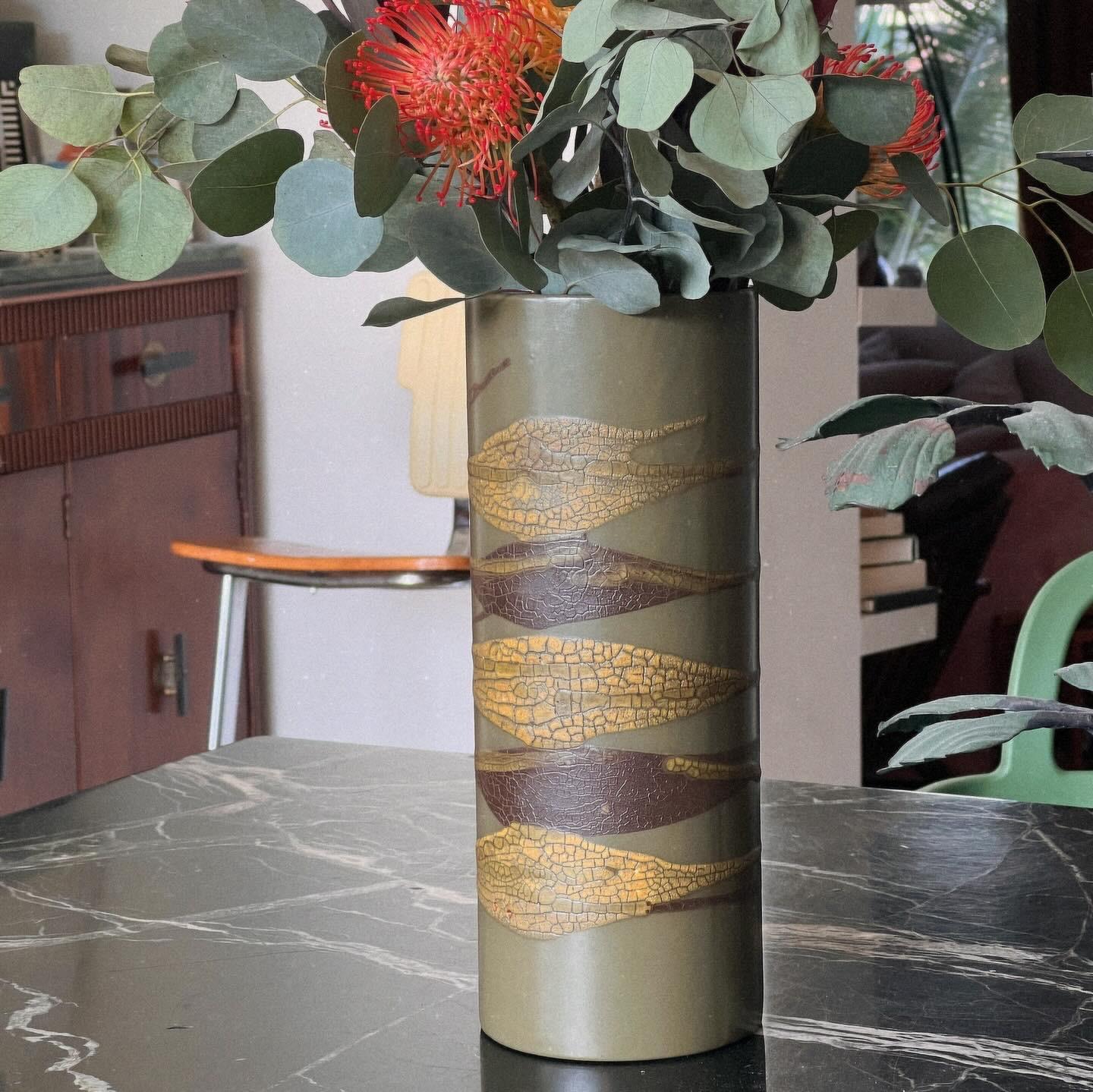 Vase en céramique Earthwrap à glaçure de lave, The Moderns Modernity, par Haeger, circa 1965 en vente 7